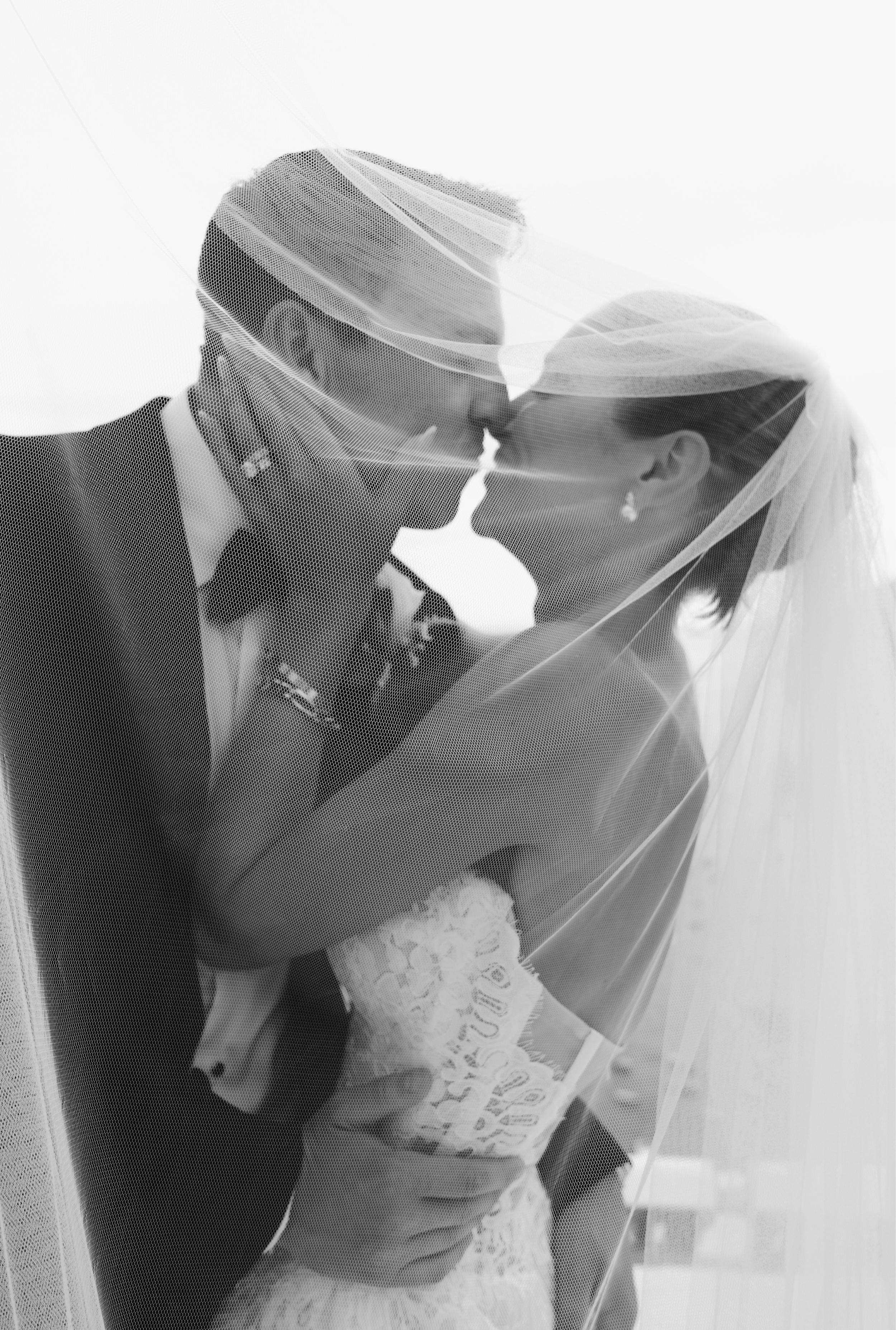 how to throw a post-wedding pizza party (1).png