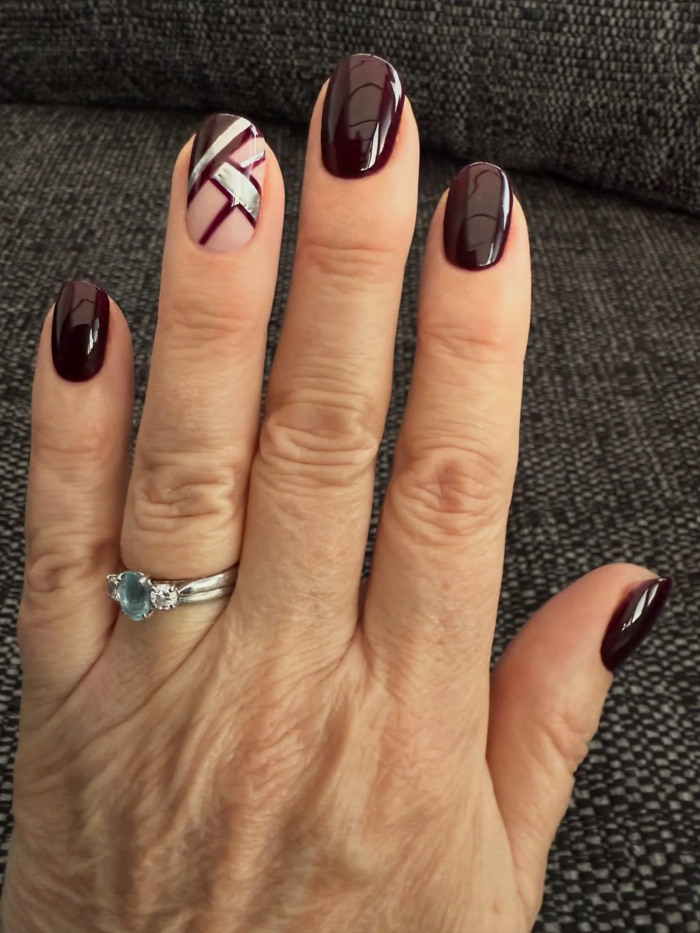 I&rsquo;m quite predicable when it comes to nail varnish colours as it&rsquo;s always been red but decided to go with something completely different and have to say I&rsquo;m loving the deep purple.

Thank you once again @vicky_glamstudio x

#shrewsb