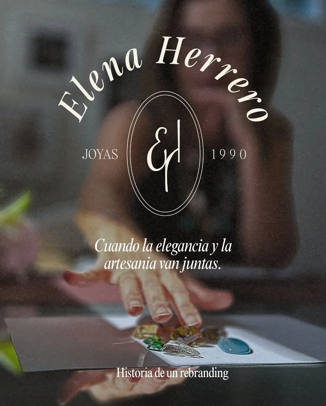 Cuando la elegancia necesita coherencia 💎

@eh_joyas Elena vino a m&iacute; con algo que pasa m&aacute;s de lo que pensamos:

Ten&iacute;a un logo.
Ten&iacute;a dos colores que le gustaban (negro y dorado).
Y... nada m&aacute;s.

Su trabajo como gem