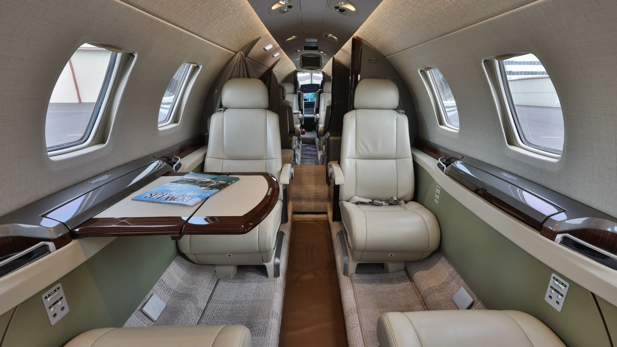 N777BP_08_cabin_aft.jpg