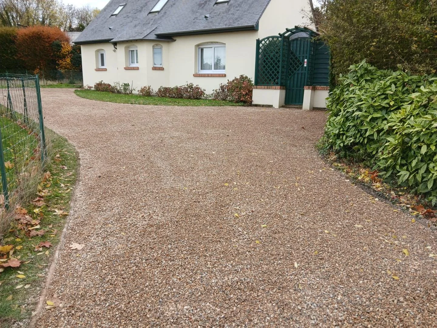 574346824_1324339926372731_6928219024109261338_n (1).jpg