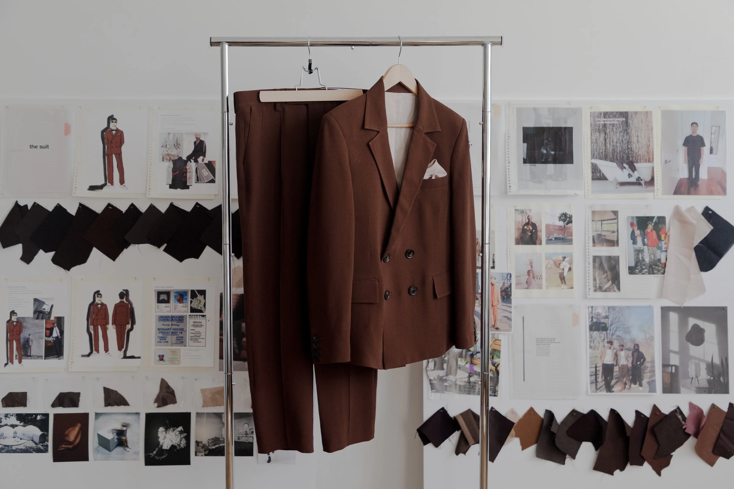 Elliot Santiago, Custom Suit 