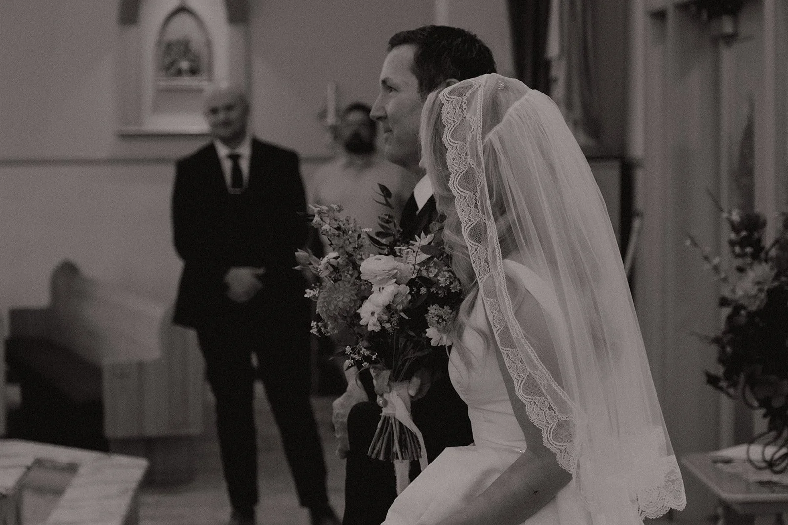 Kat Davis, Custom Veil