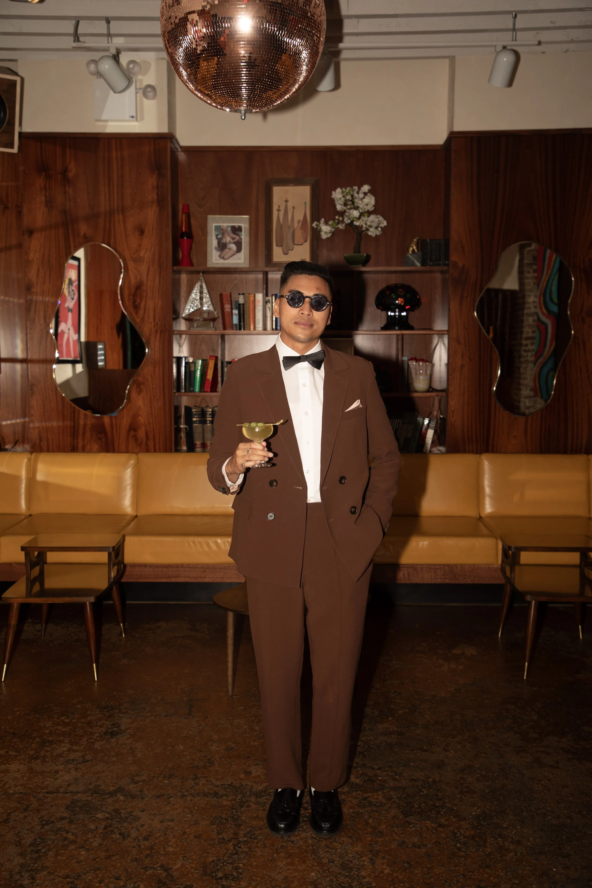 Elliot Santiago, Custom Suit 