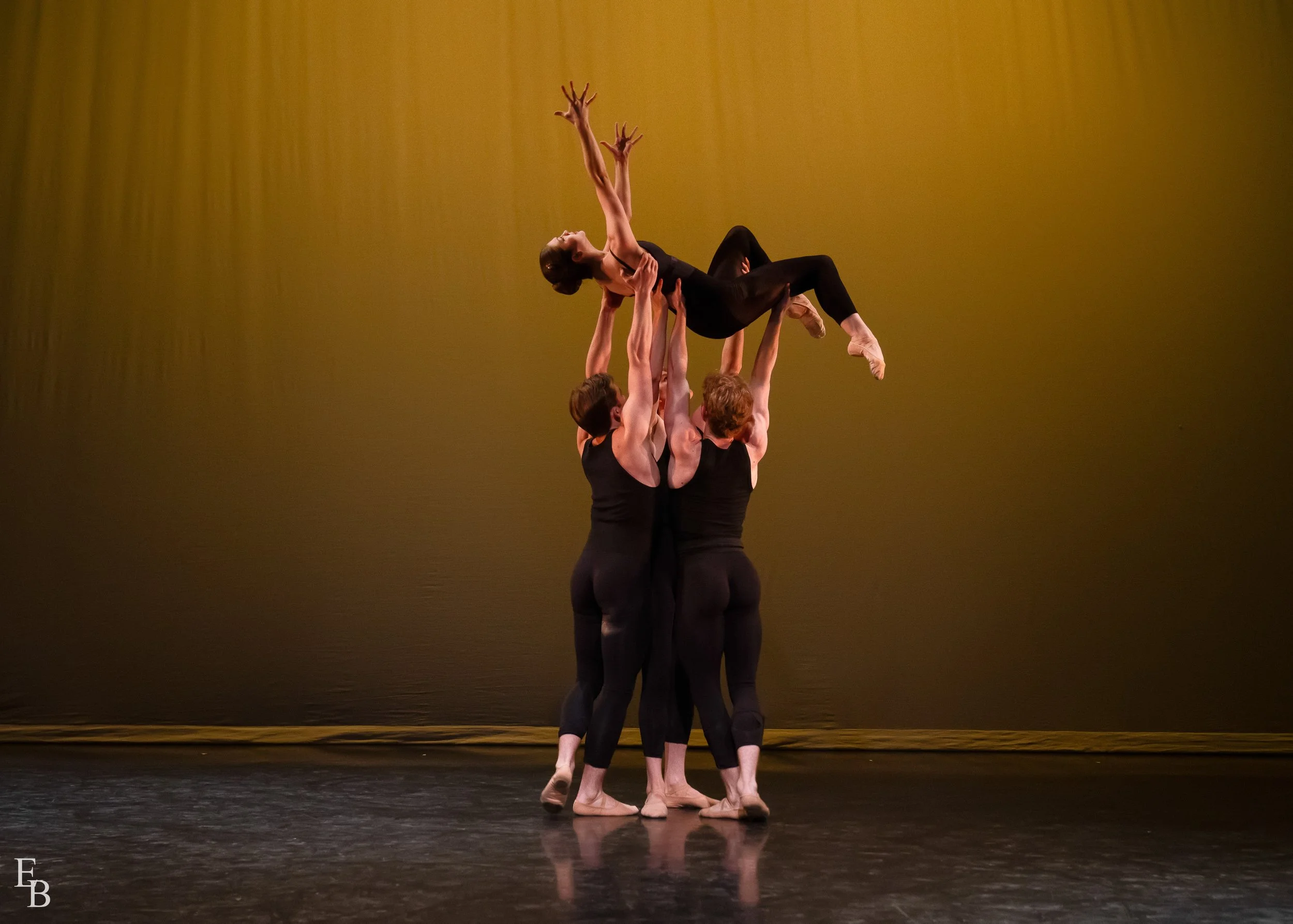 Senior Contemporary_458_KCF3193_edit.jpg