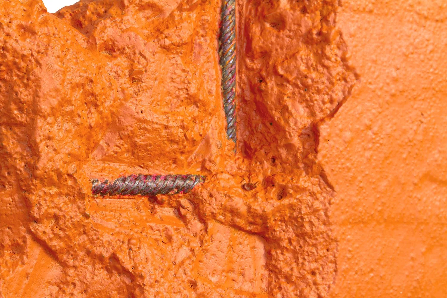 Detriti 2 - Detail 6 - Concrete, iron and paint
