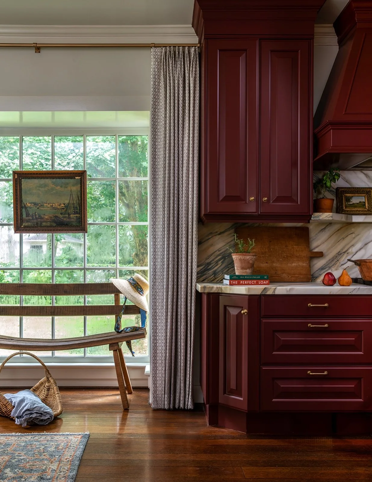 The 🍒 on top to a fabulous day of photographing 

Design by @marchandmaydesign 
As seen in @mobilebaymagazine 
Story by @maggieblacey 
Styled by @julialake 
Photography by @laurarowephotography