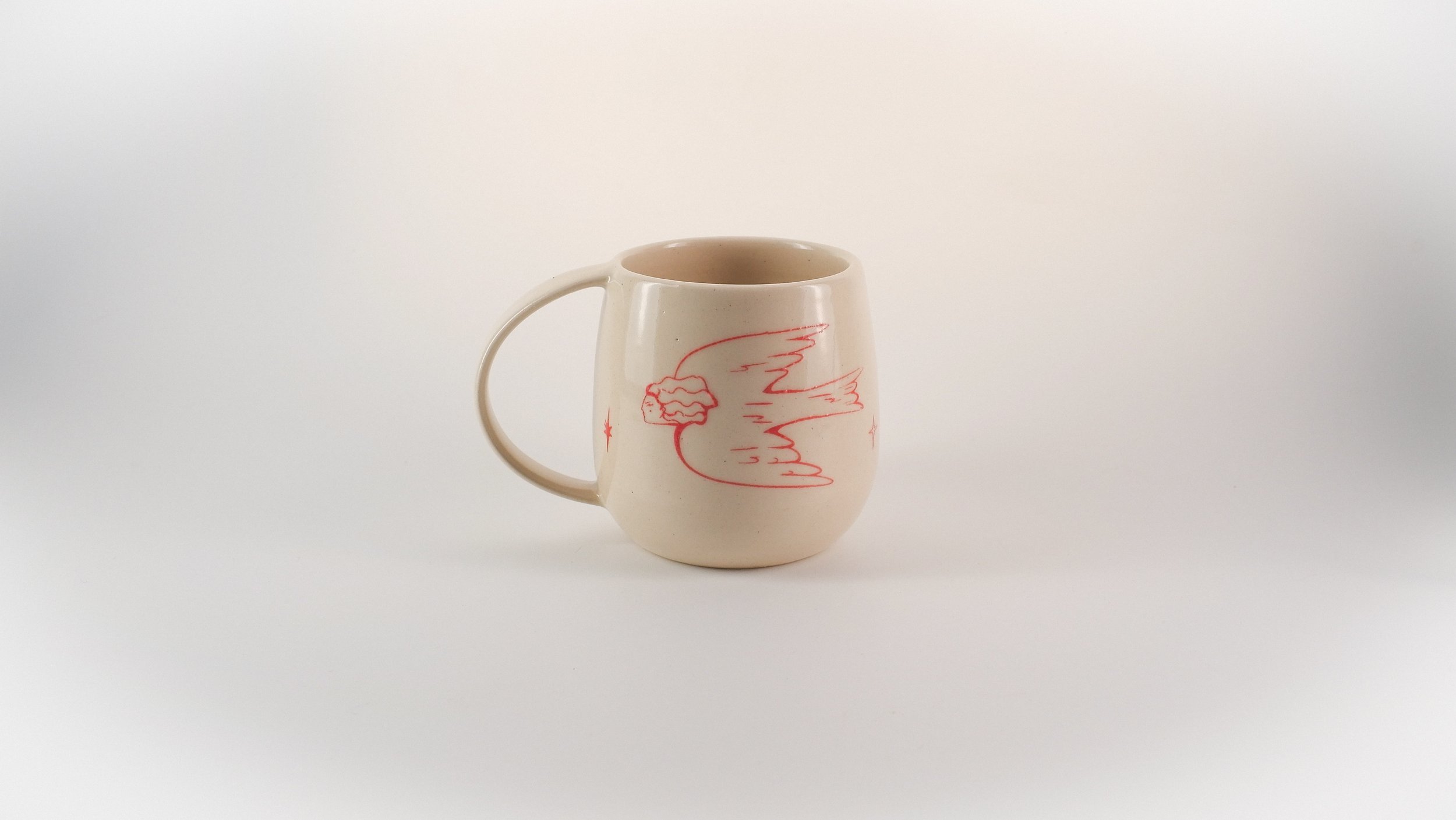 Tasse Naïa, inspirée des Naïades, alliant design poétique et élégance, parfaite pour des moments de douceur et de sérénité.