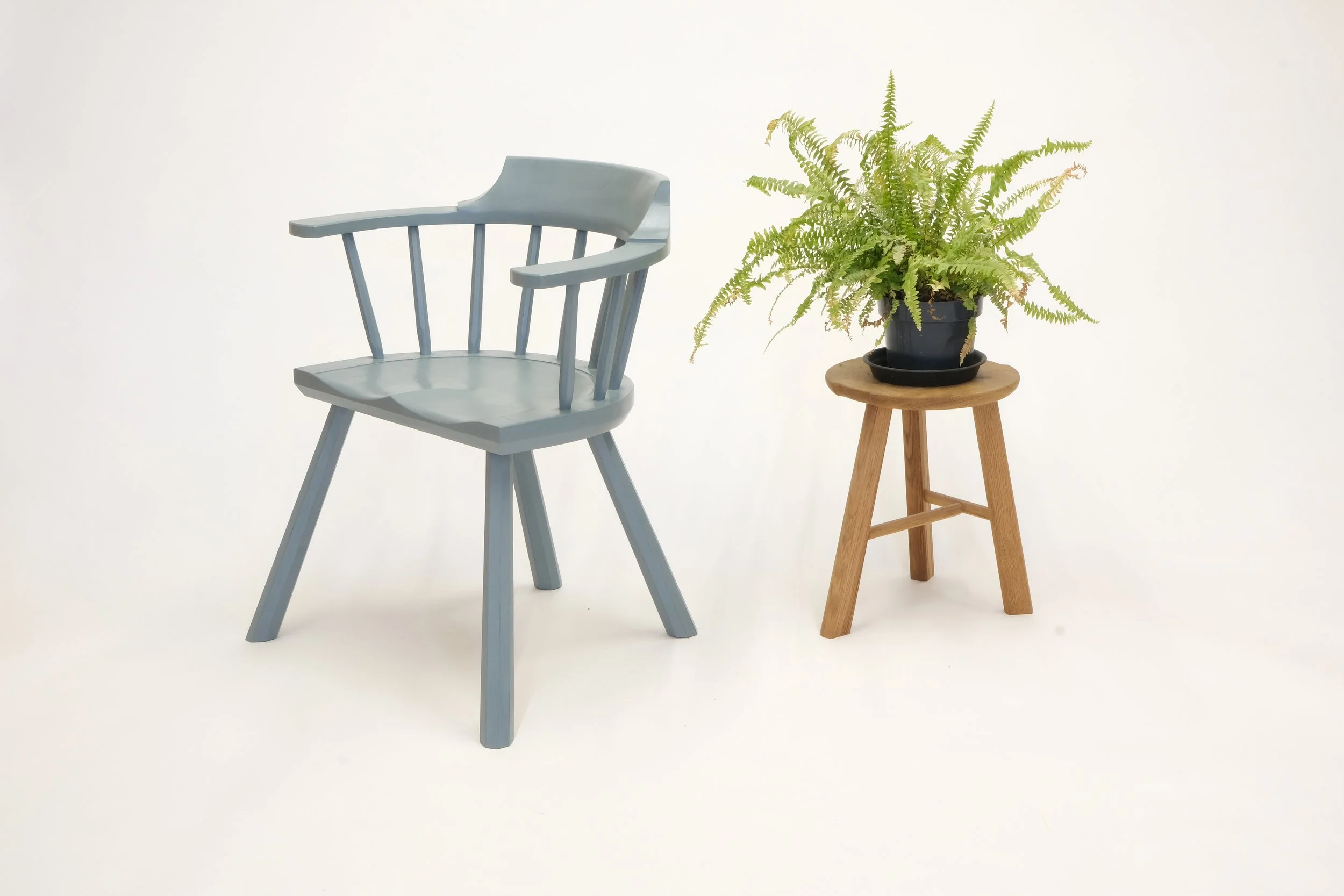 Captains chair Front.jpg