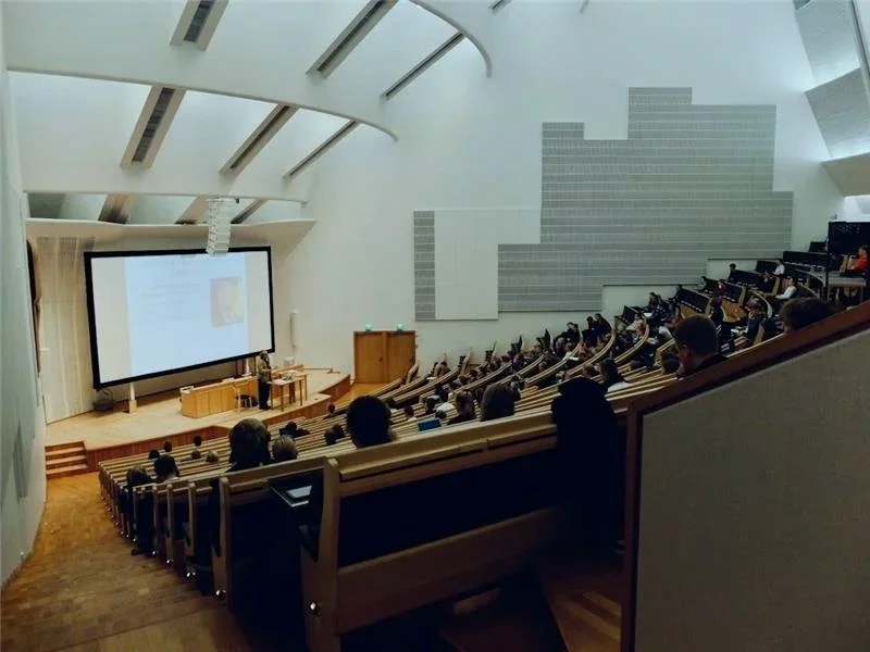 5 Things to Tell Your Professor About Your Disability on the First Day of Class