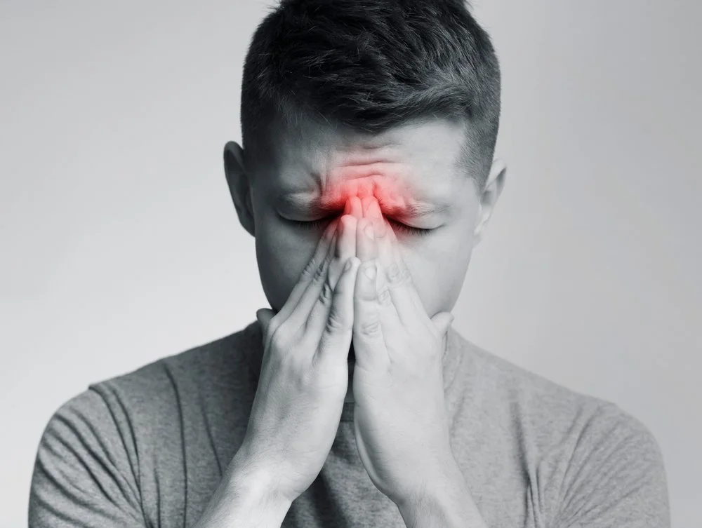 How to Tell the Difference Between Sinus Pressure and a Toothache