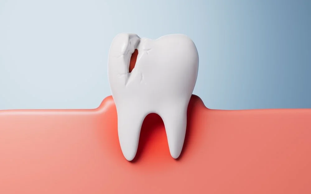 dentist examining a cracked tooth to determine the right cracked tooth treatment