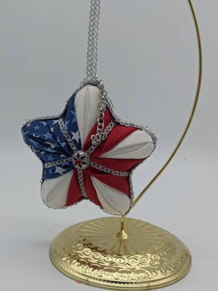 https://i.etsystatic.com/21067382/r/il/603d97/2839748696/il_fullxfull.2839748696_ph3h.jpg