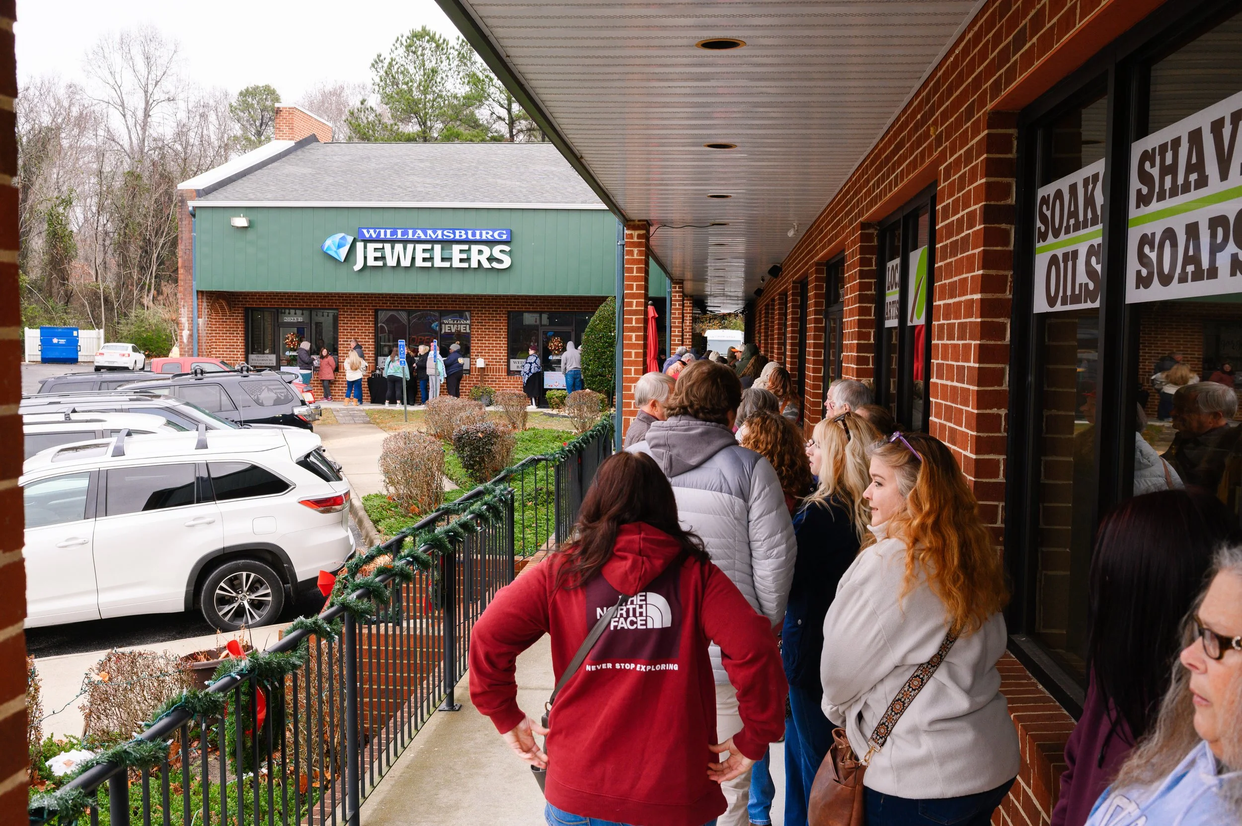 Corporate Event Photoshoot Williamsburg Jewelers People in Crowd