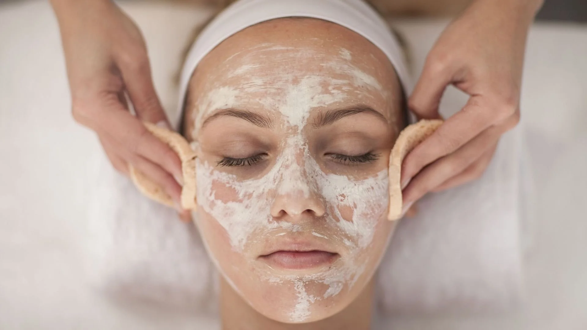 How to Maintain Your Skin After a Facial: Do’s and Don’ts
