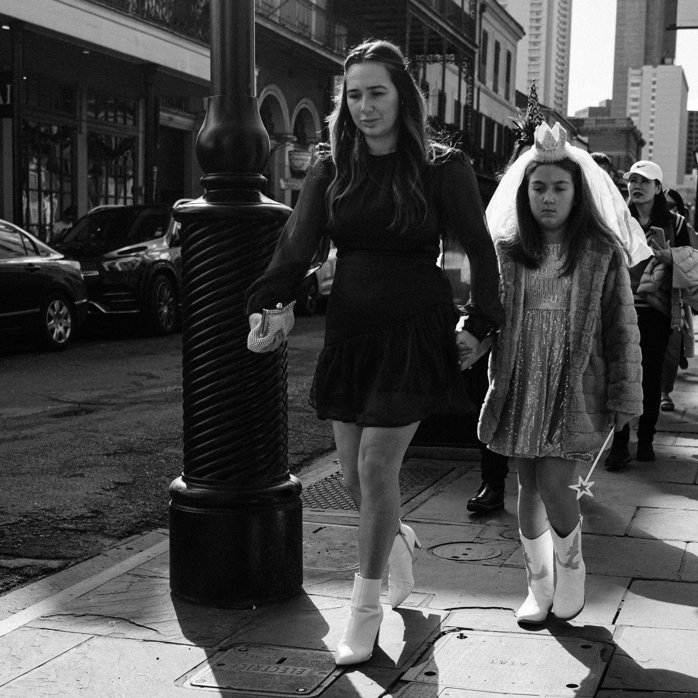Royal Street, New Orleans Dec 2023
@darrellmillerphotography
#NOLAStreetPhotography
#NewOrleansStreets
#NOLAStreets
#NewOrleansPhoto
#NOLAPhotography
#NewOrleansLife
#NOLALife
#StreetsofNewOrleans
#NOLACulture
#NewOrleansVibes
#NOLAStreetScenes
#NewO