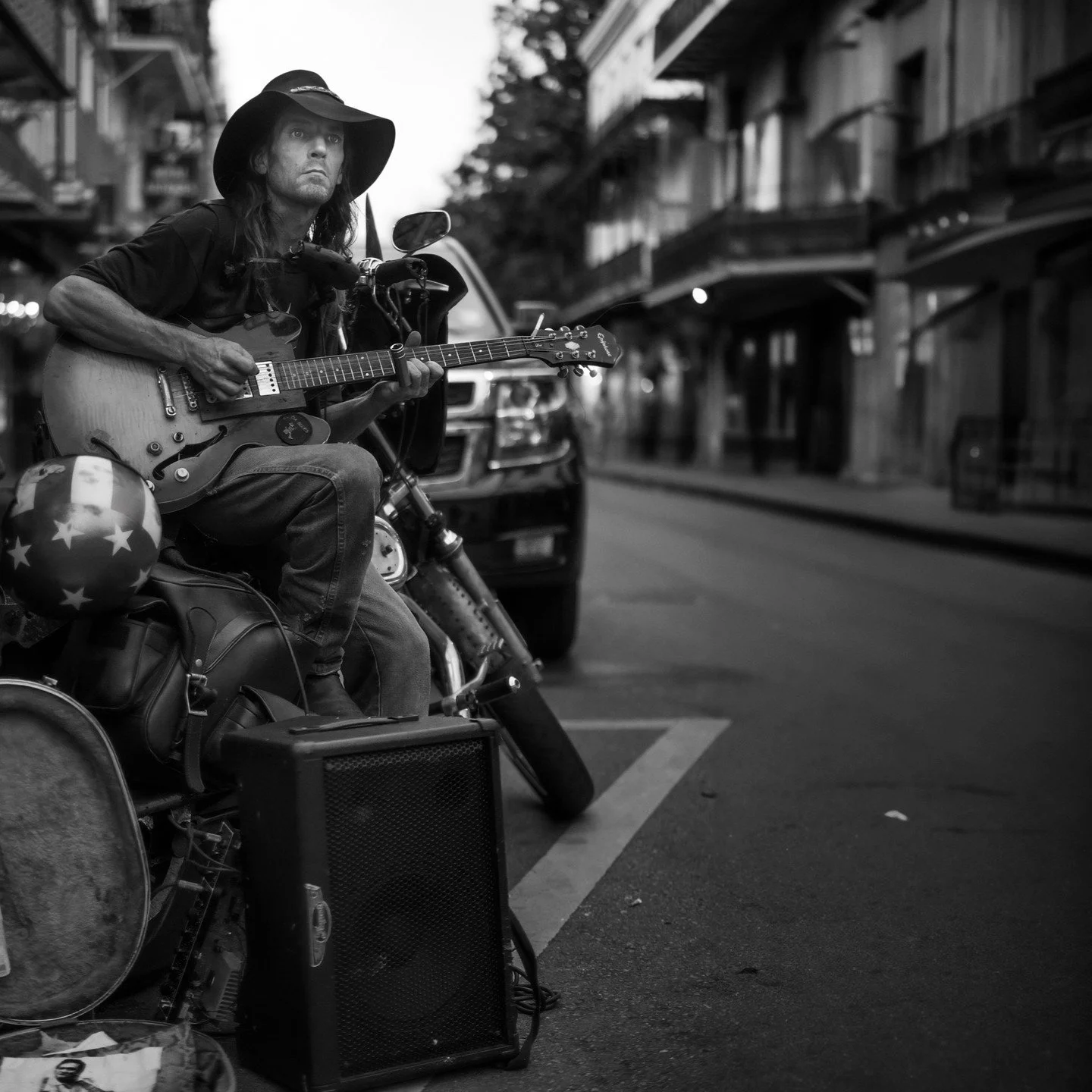 Royal Street, New Orleans July 2015
@darrellmillerphotography
#NOLAStreetPhotography
#NewOrleansStreets
#NOLAStreets
#NewOrleansPhoto
#NOLAPhotography
#NewOrleansLife
#NOLALife
#StreetsofNewOrleans
#NOLACulture
#NewOrleansVibes
#NOLAStreetScenes
#New