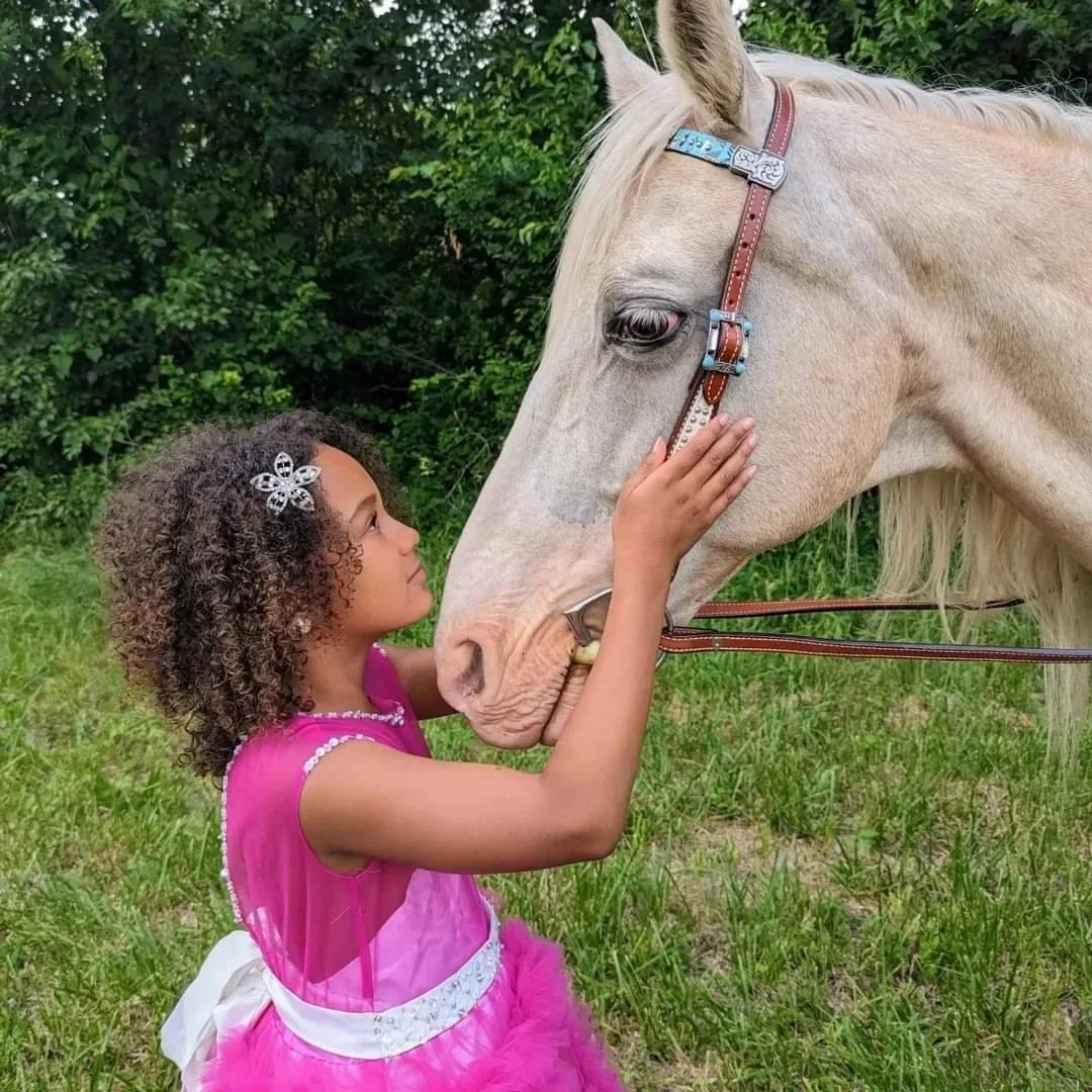 Melana facing Boomer Princess photo.jpg