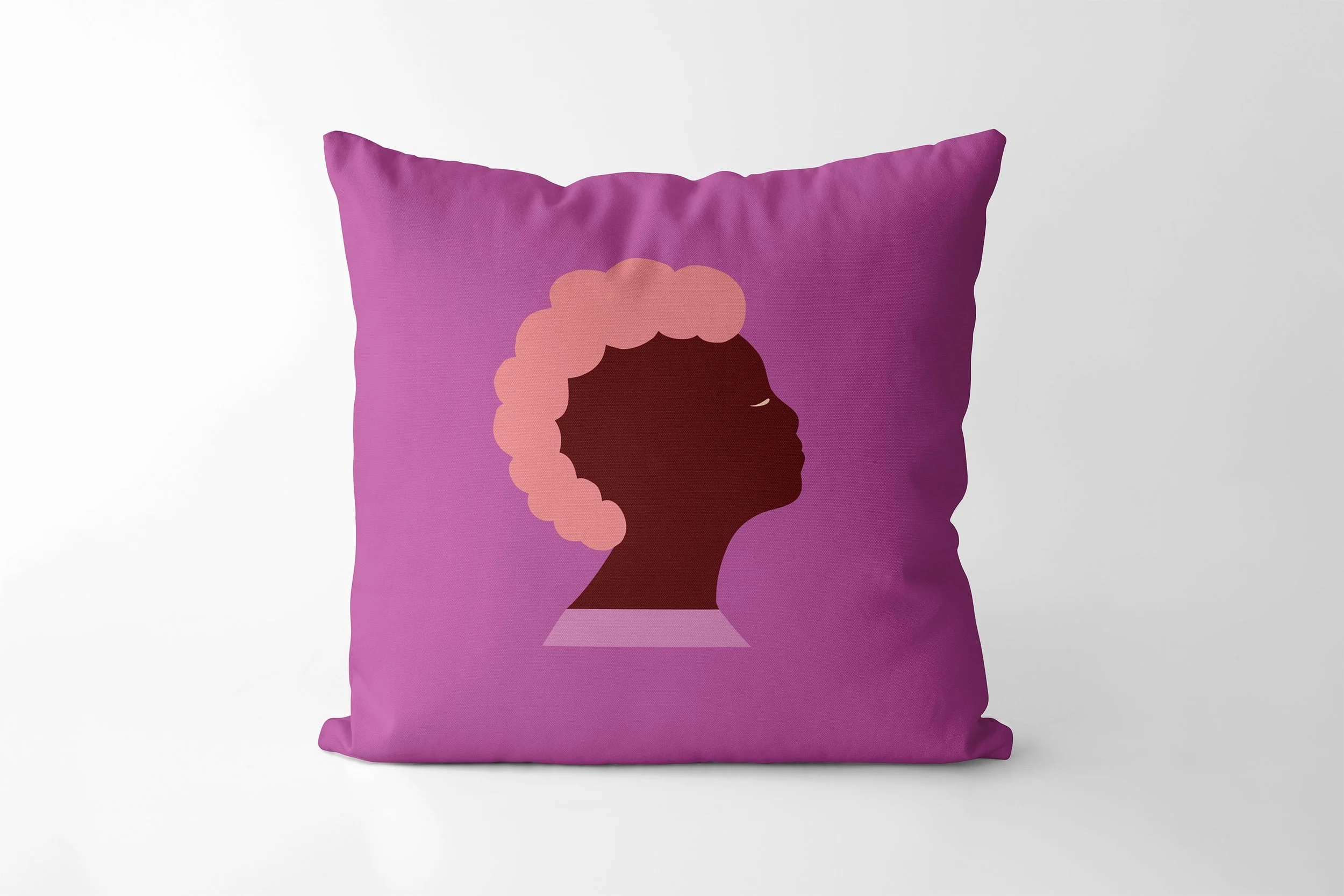 Ohemaa cushion in plum