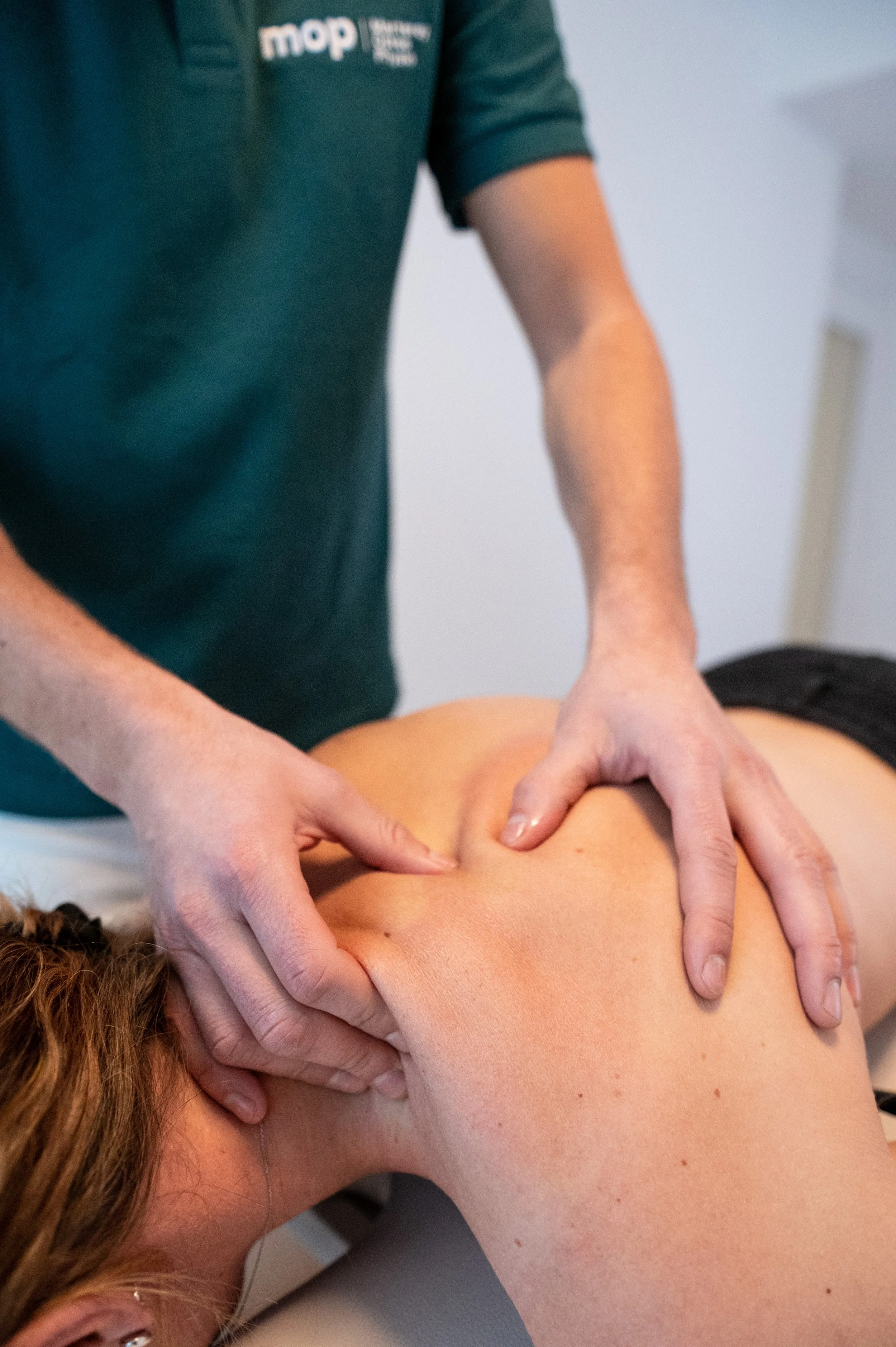 Massage thérapeutique du dos au Centre MOP à Lausanne