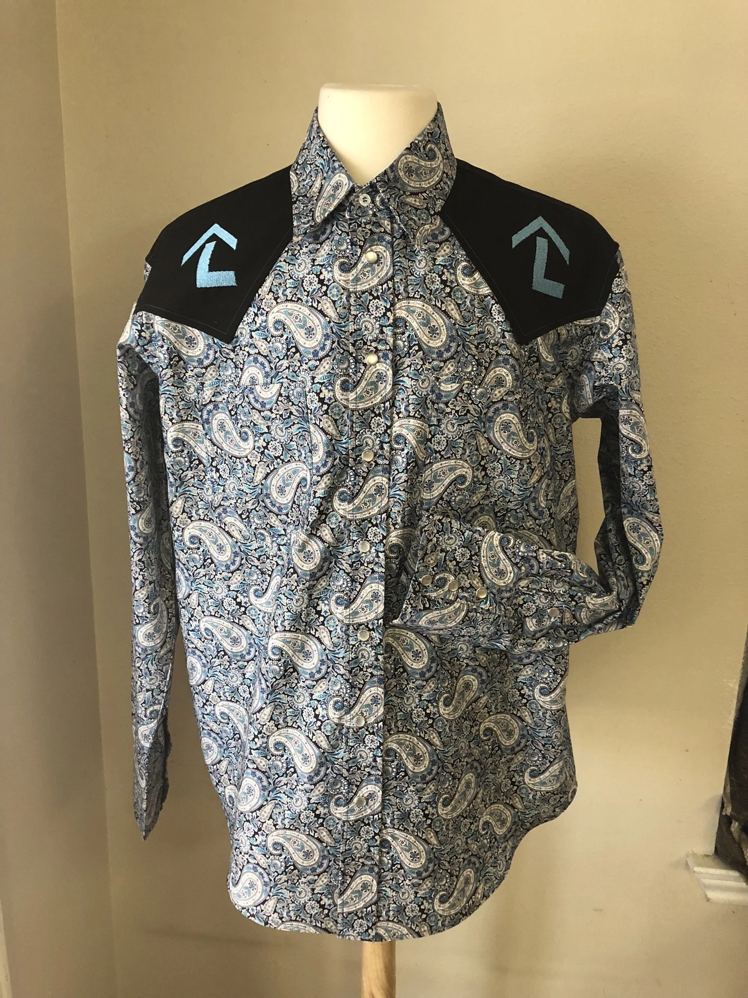 Custom Pear Snap Western Shirt Front
