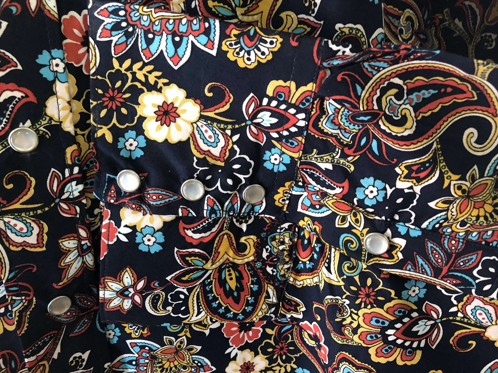 Custom Pear Snap Western Shirt Detail Sleeve