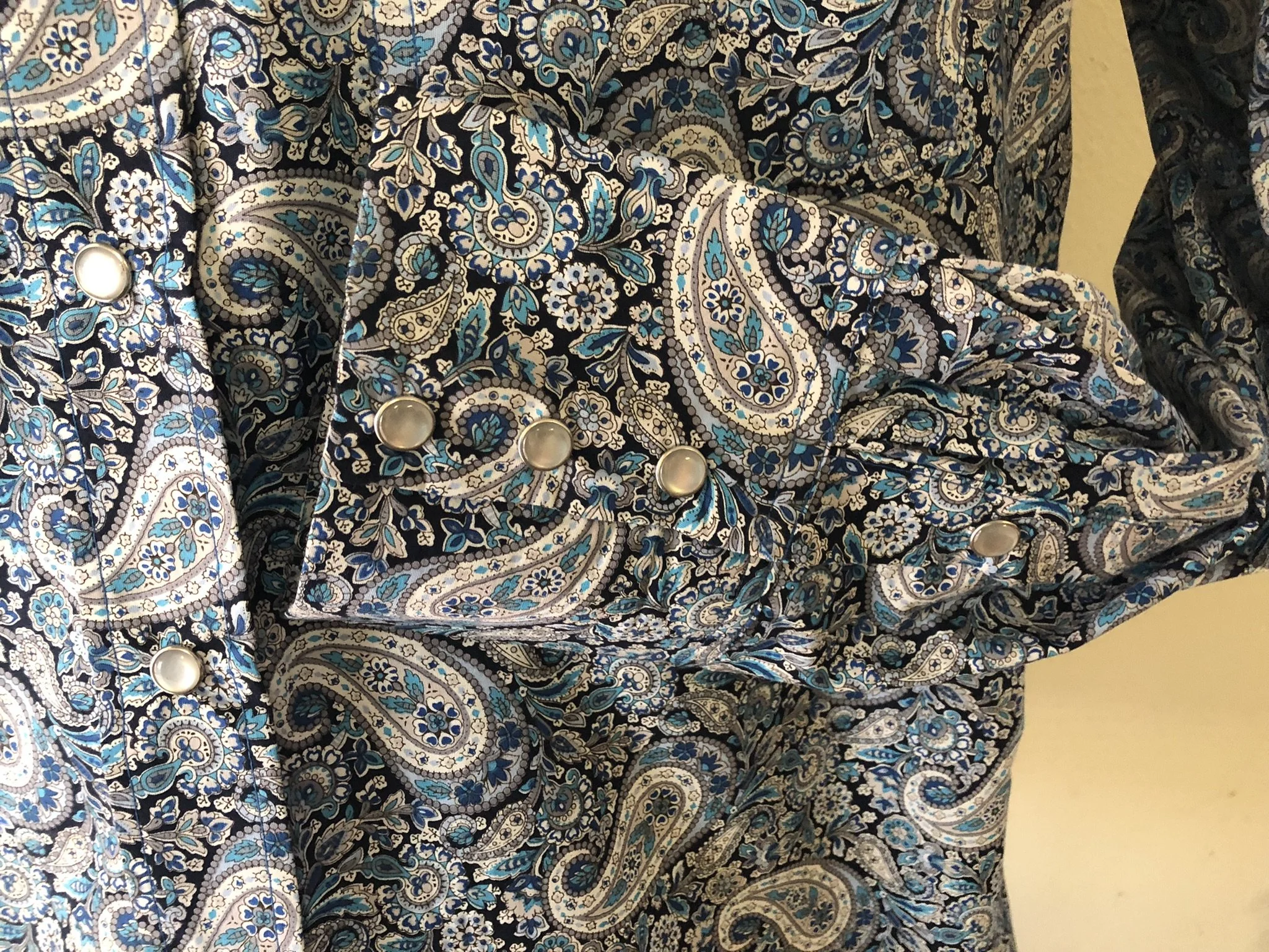 Custom Pear Snap Western Shirt  Detail Sleeve