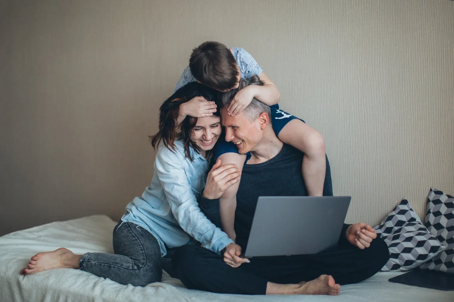 The busy couple’s guide to connection: 5 things you can do today to improve your relationship.