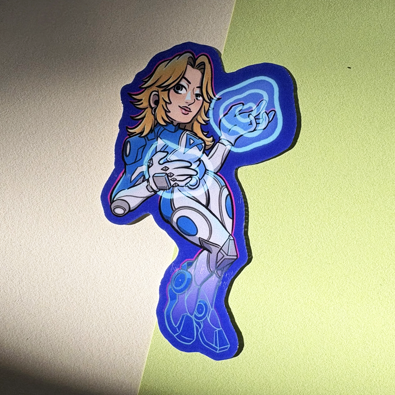 InvisibleWomanSticker2.png