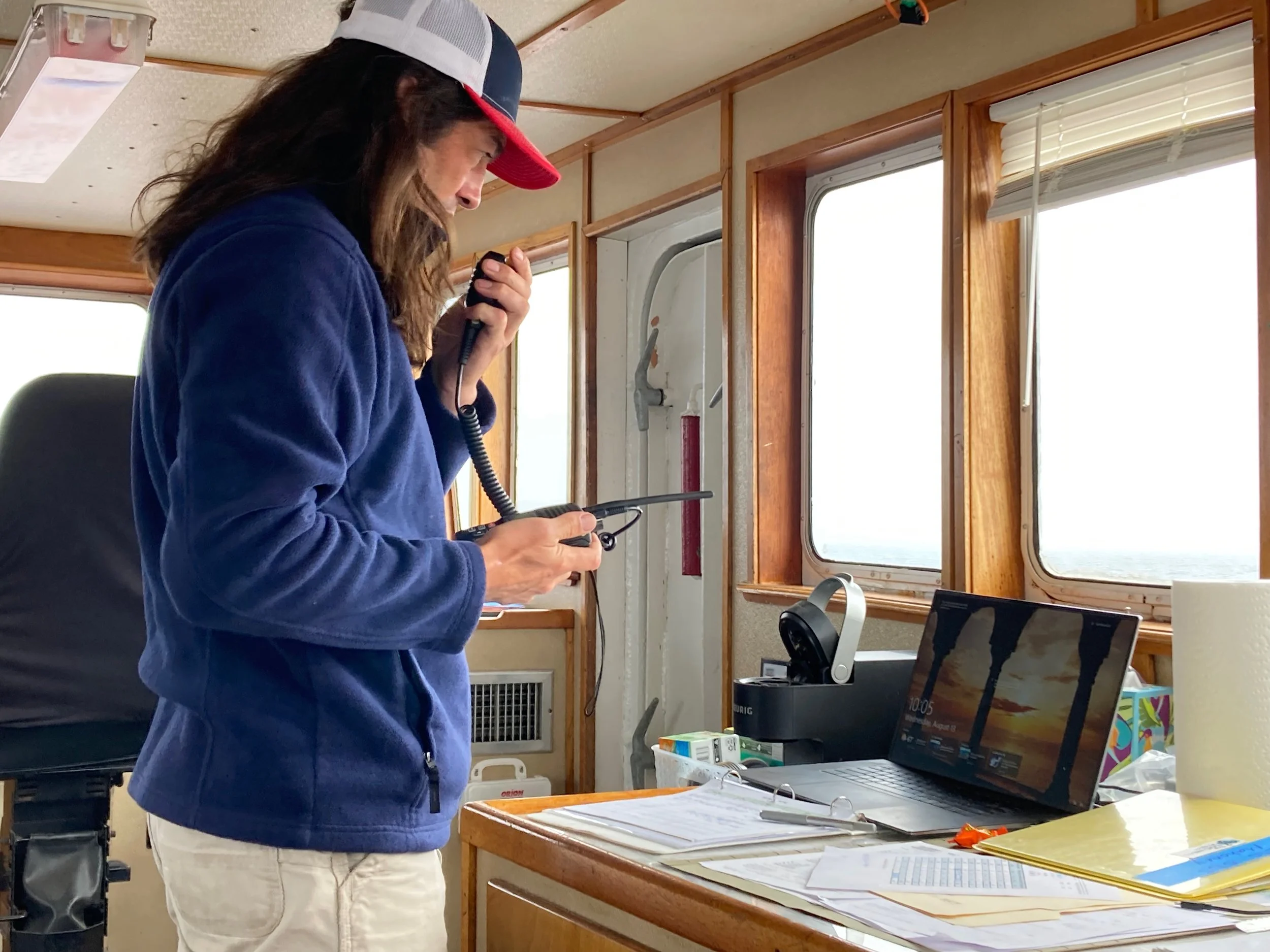 Tom Lanagan on radio with R/V Connecticut