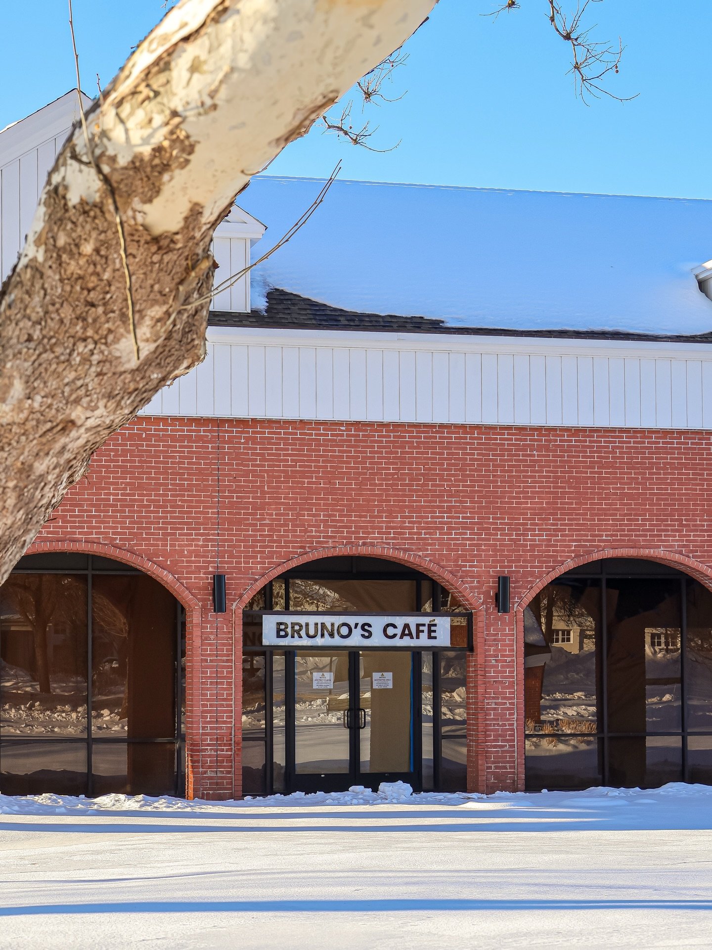 Alright Southbury, let&rsquo;s put a pin in it.
📍 800 Main St. S. is where you&rsquo;ll find us.

Our second home is getting closer by the day, and we&rsquo;re officially ready to start building the crew that will bring it to life.

Baristas. Caf&ea