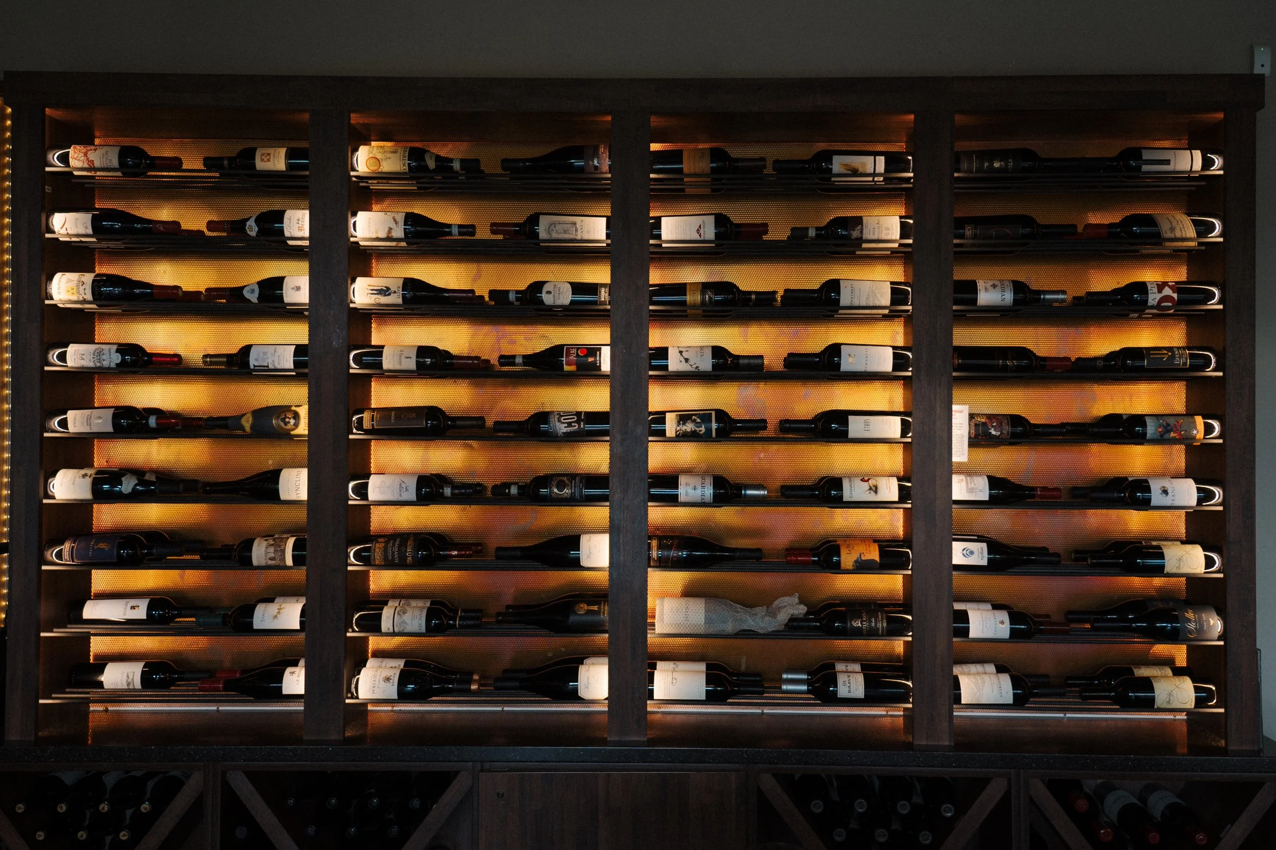 Epulo Bistro | Book Your Dining Experience Today