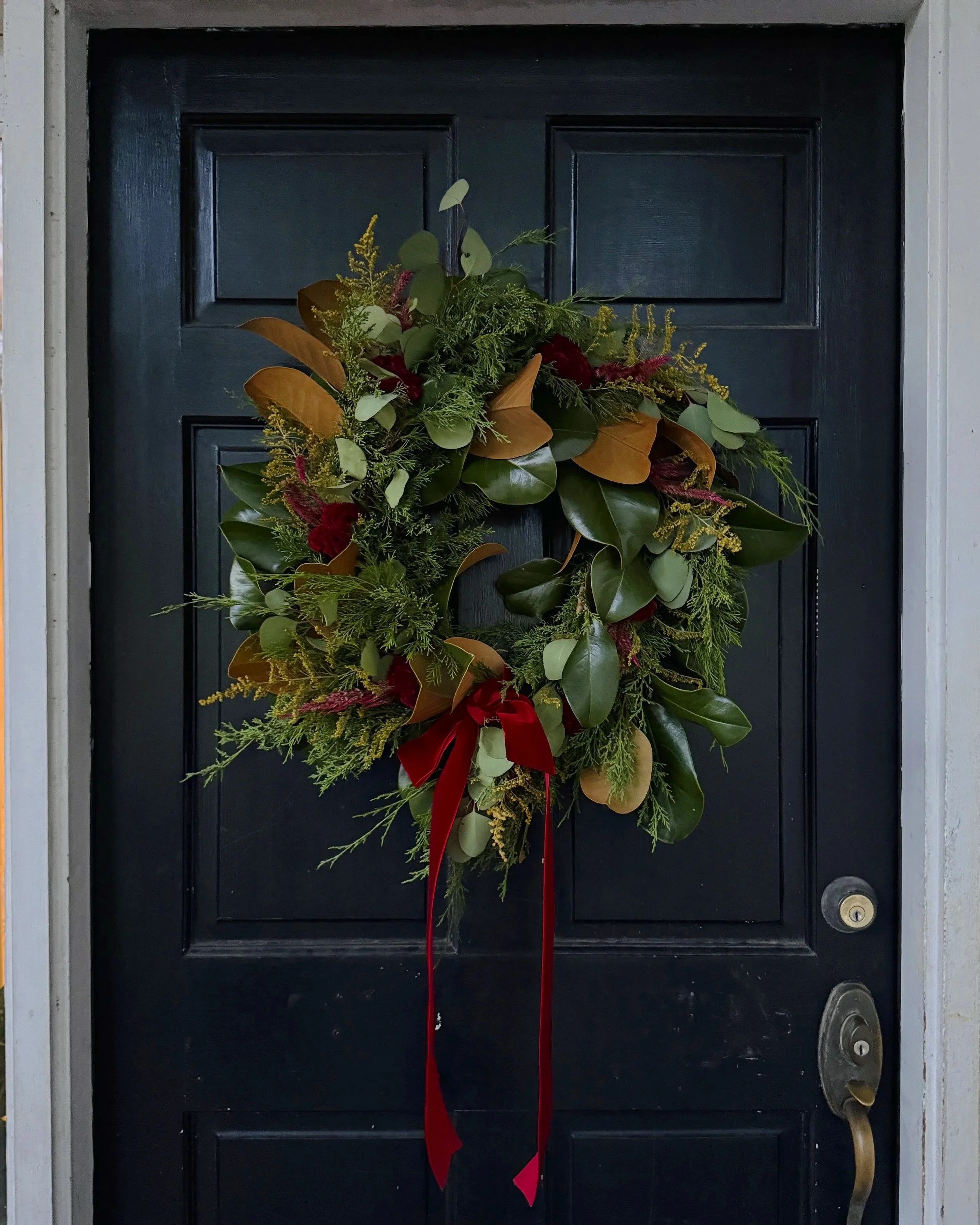 Evergreen and Dried Flower Wreath Workshop