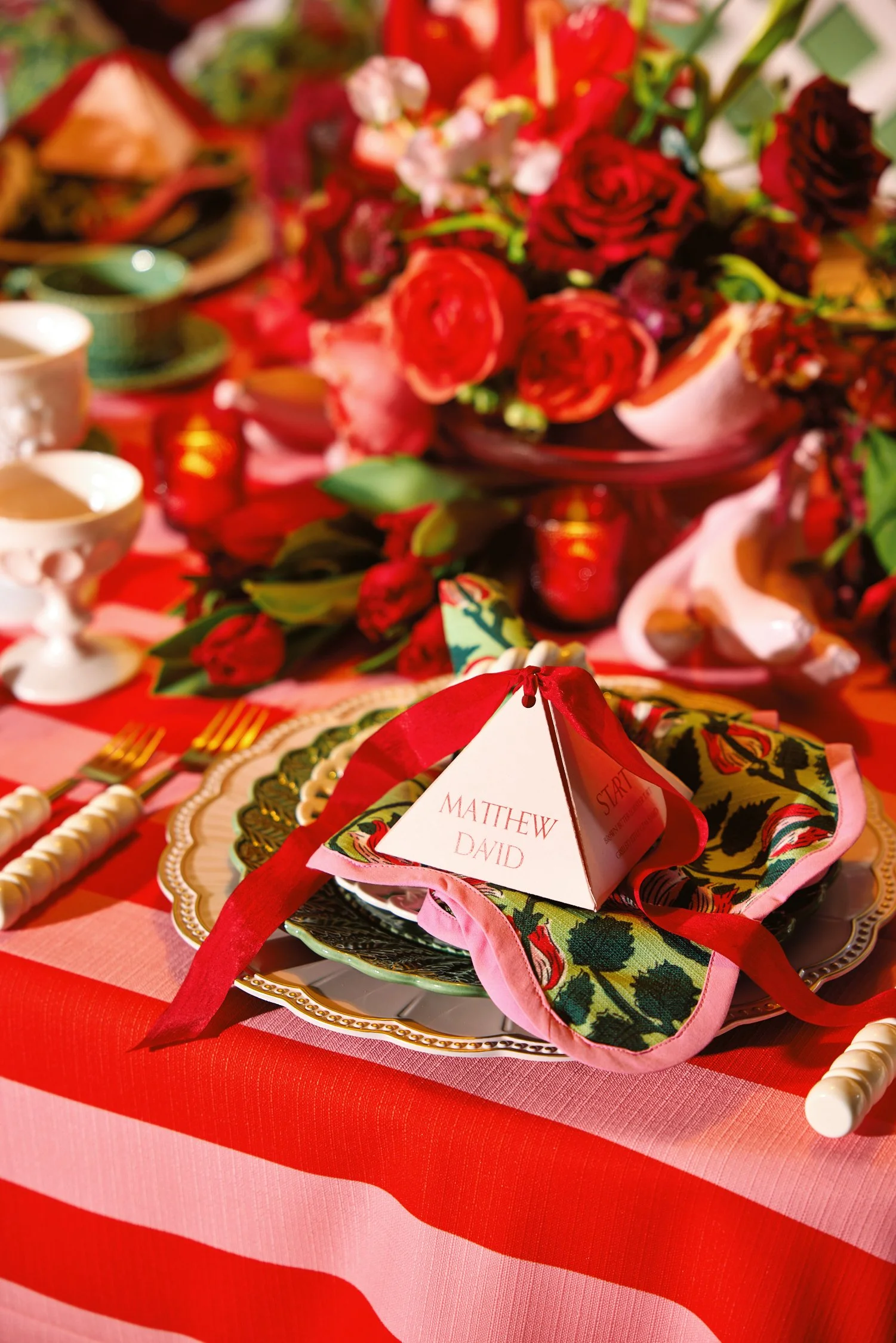 Unique tabletop rentals from A Family Affair Rentals.