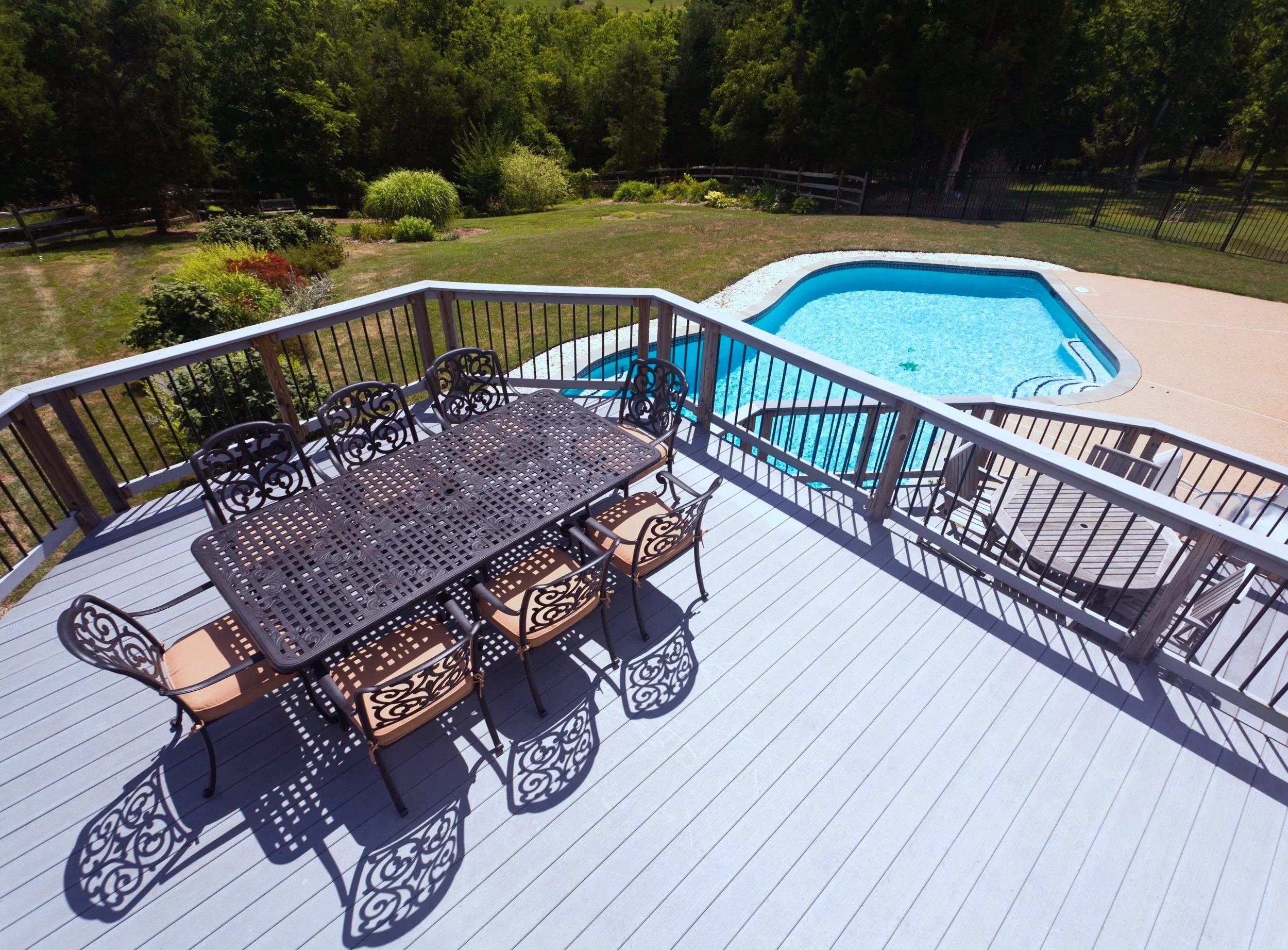 20250717-4seasonshome-rockville-trex-deck-with-railing-2500.jpg (Copy)