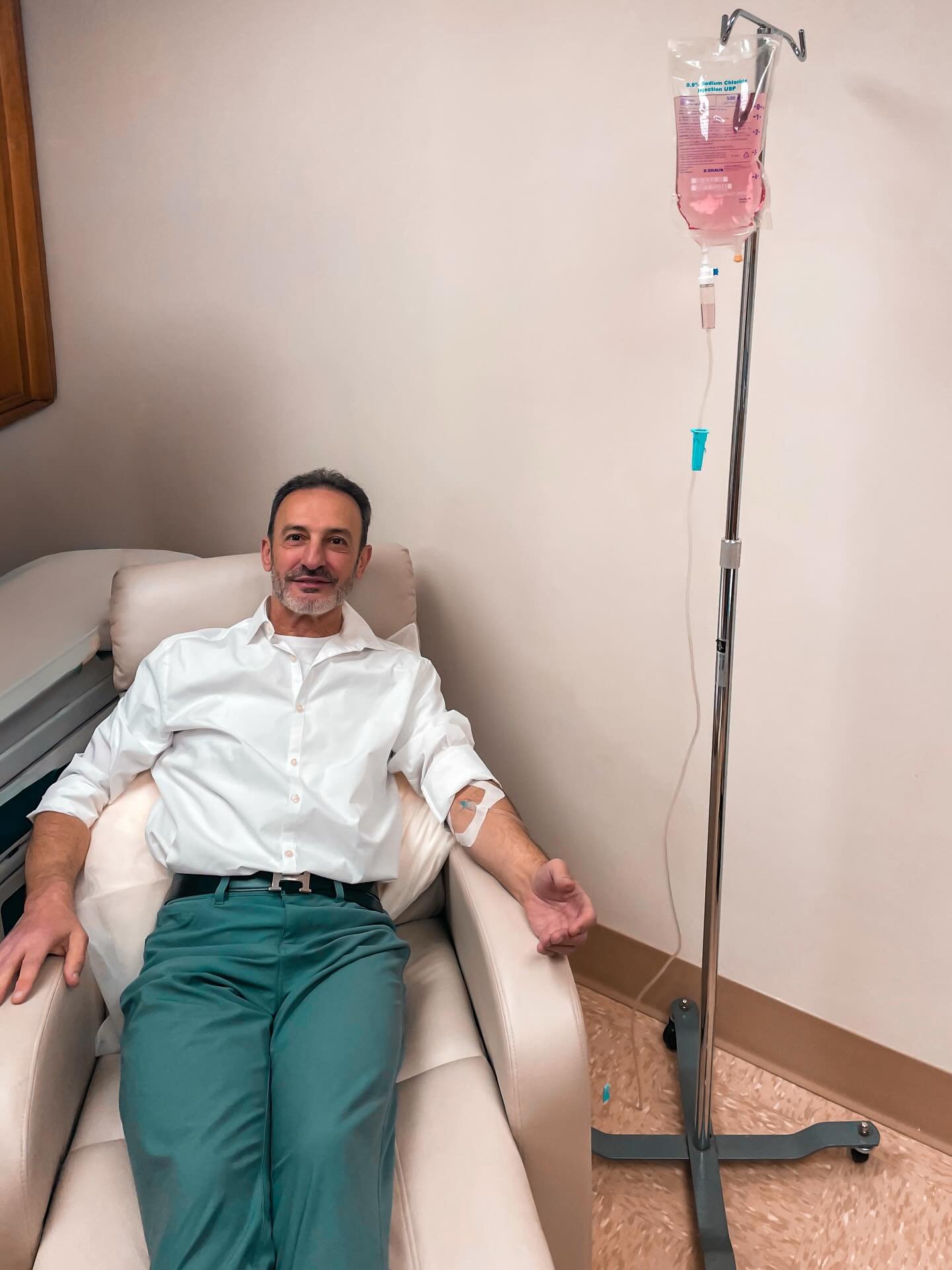 Self-care is everything this holiday season ✨

As busy as Dr. Taweh is, he still makes time to replenish his body &mdash; and IV therapy is one of his go-tos.

IV infusions deliver a powerful blend of vitamins, minerals, antioxidants, and hydration d