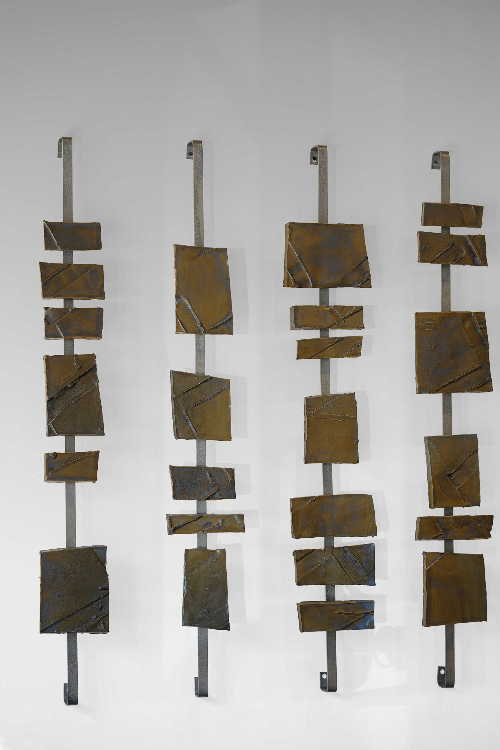 Beyond The Surface, ceramic and aluminum, 2019