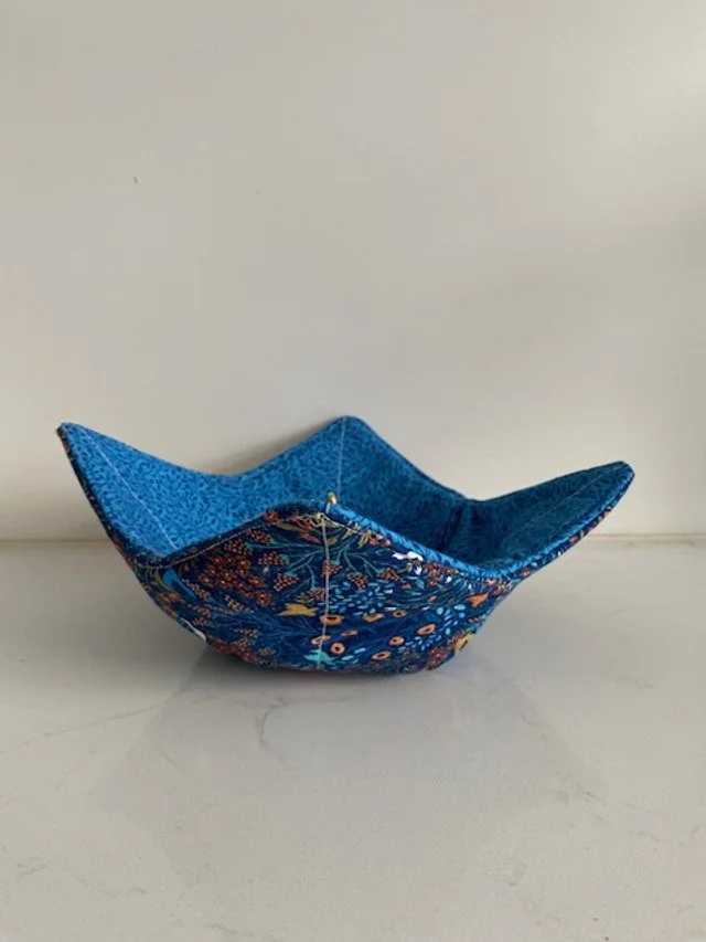 Dark Blue Flowers/Blue