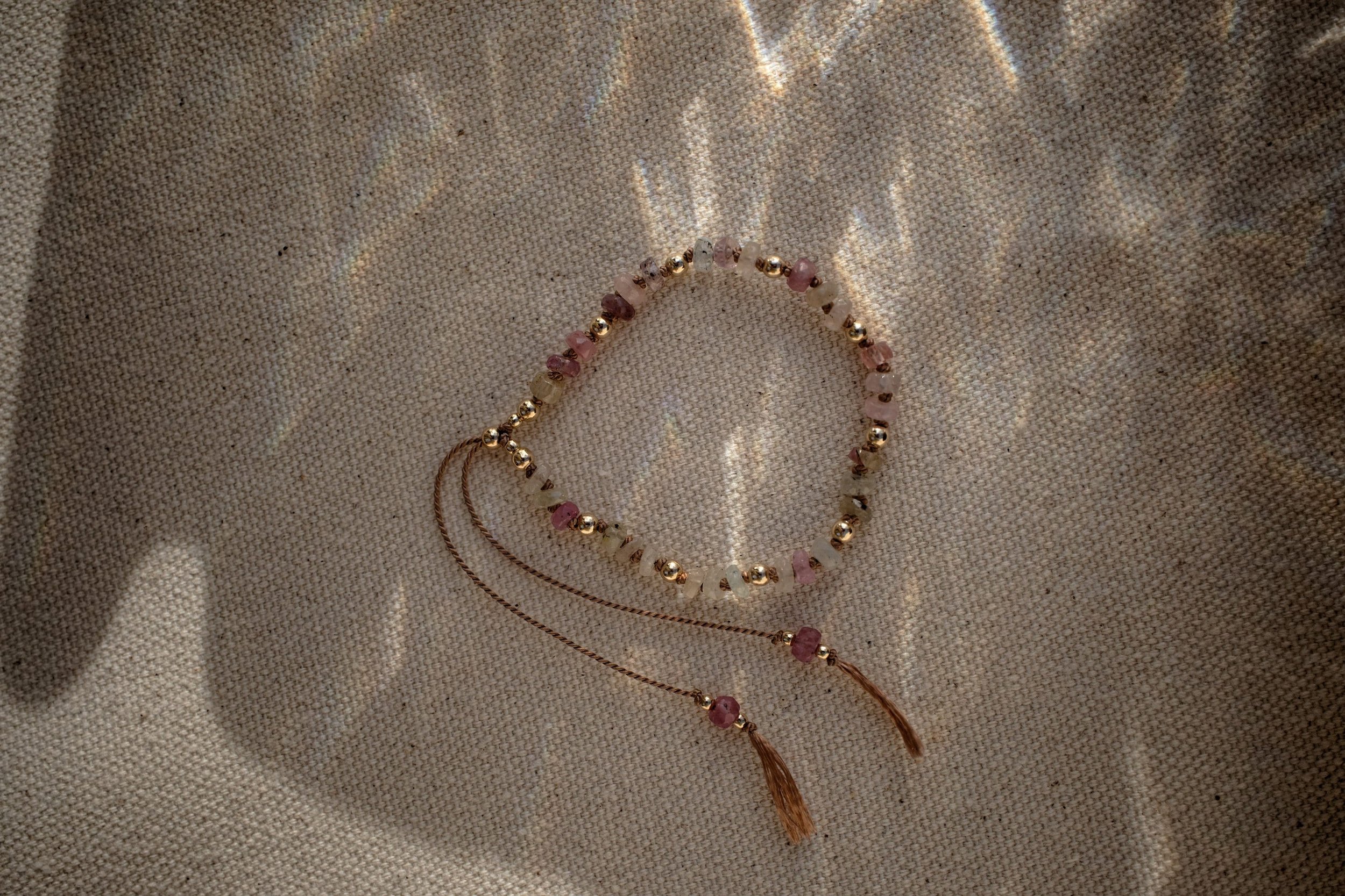 https://i.etsystatic.com/24762963/r/il/d2d38b/5848516475/il_fullxfull.5848516475_ajuq.jpg
