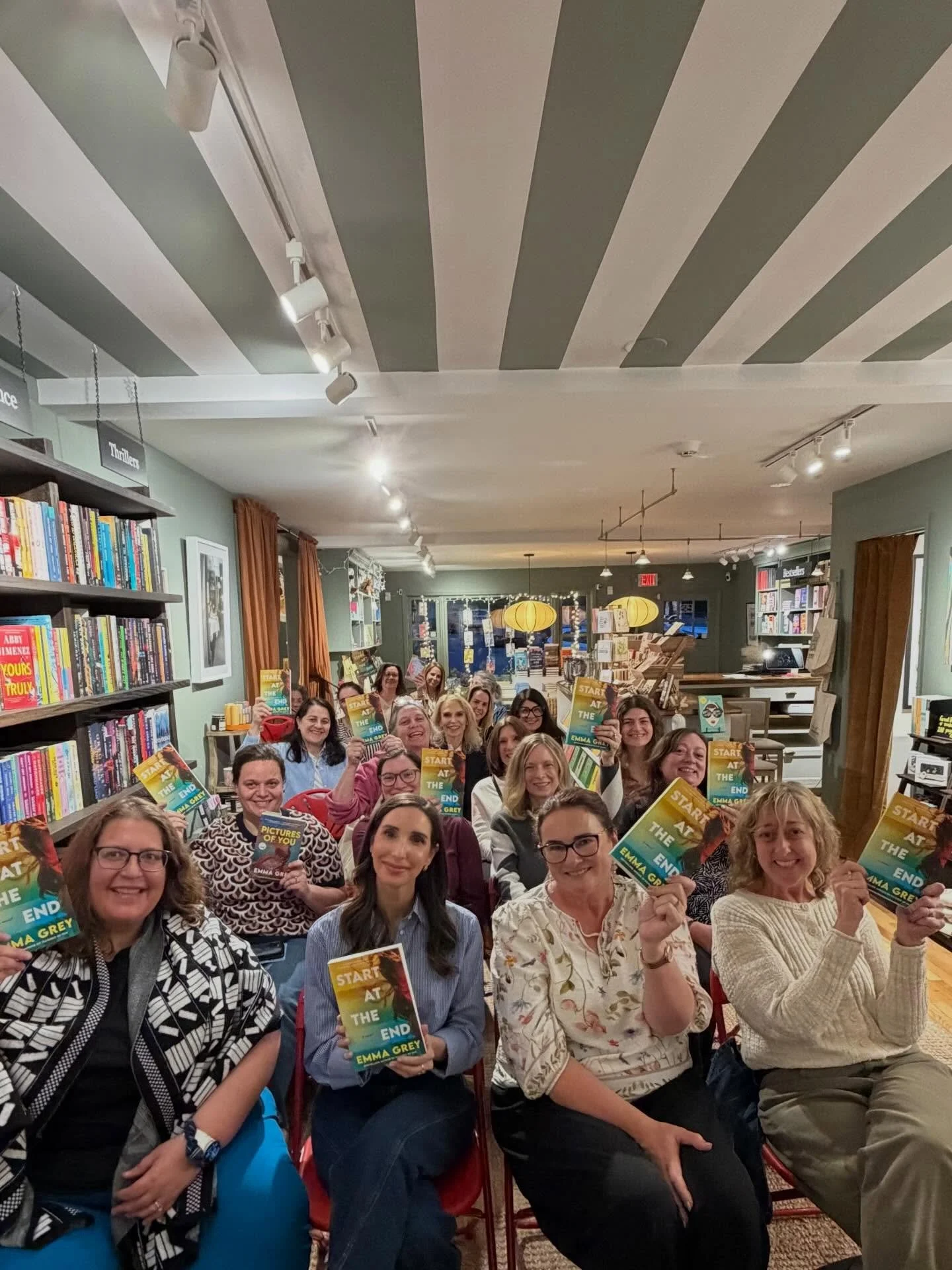 What a special night 💛

From the moment Emma&rsquo;s fans arrived with their well-loved copies, you could feel the excitement in the room&hellip; and by the end, there wasn&rsquo;t a dry eye in the house 🥹

Emma&rsquo;s writing on grief, loss, and 