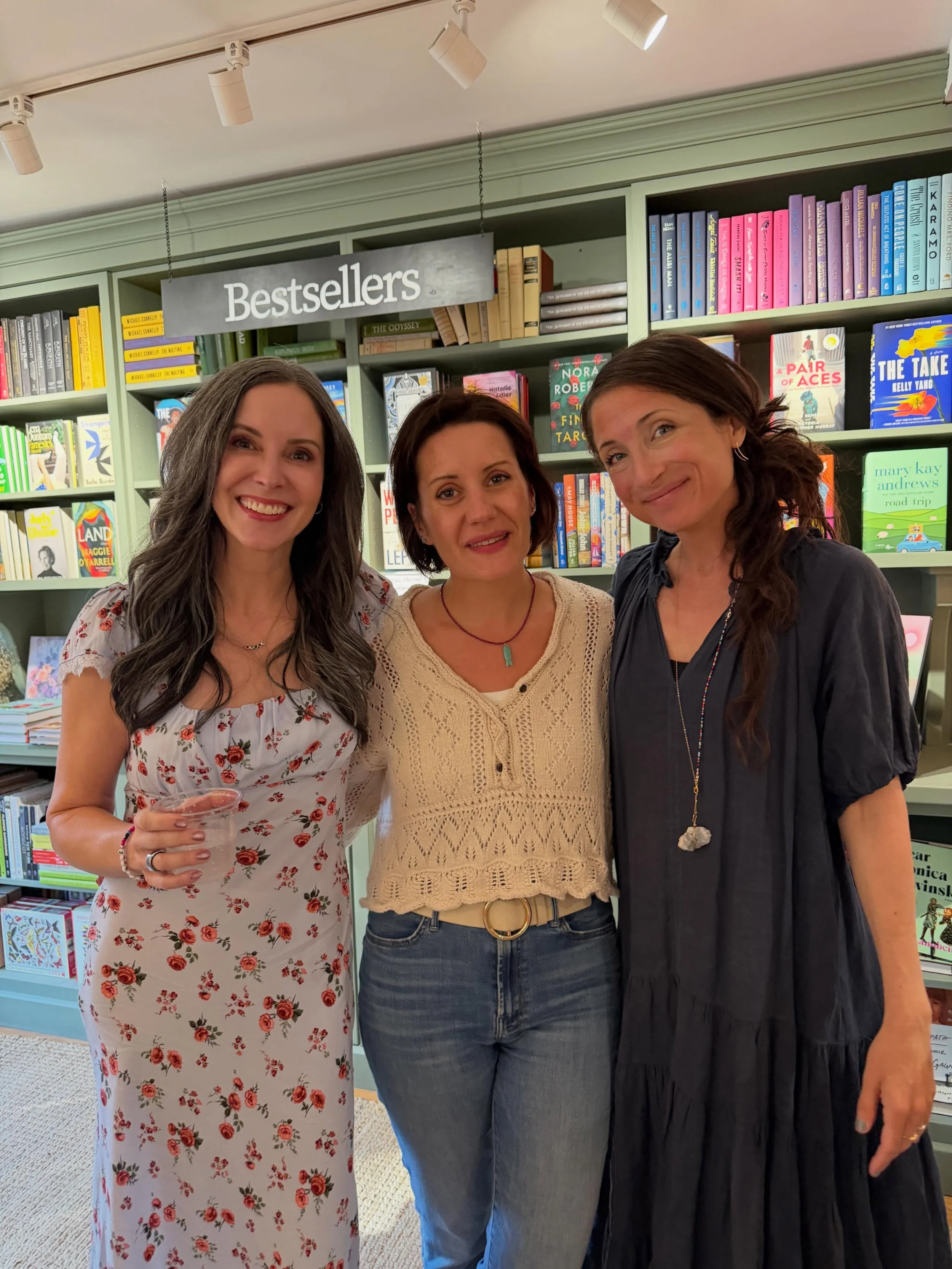 Thriller Week is off to a great start! 🔪📚

We had so much fun hosting author Emily Lynn Paulson to celebrate the release of 𝘛𝘩𝘦 𝘙𝘦𝘷𝘦𝘯𝘨𝘦 𝘗𝘢𝘳𝘵𝘺, in conversation with our Chief Thriller Officer 😉, Katie Sise. 

Emily came bearing brace