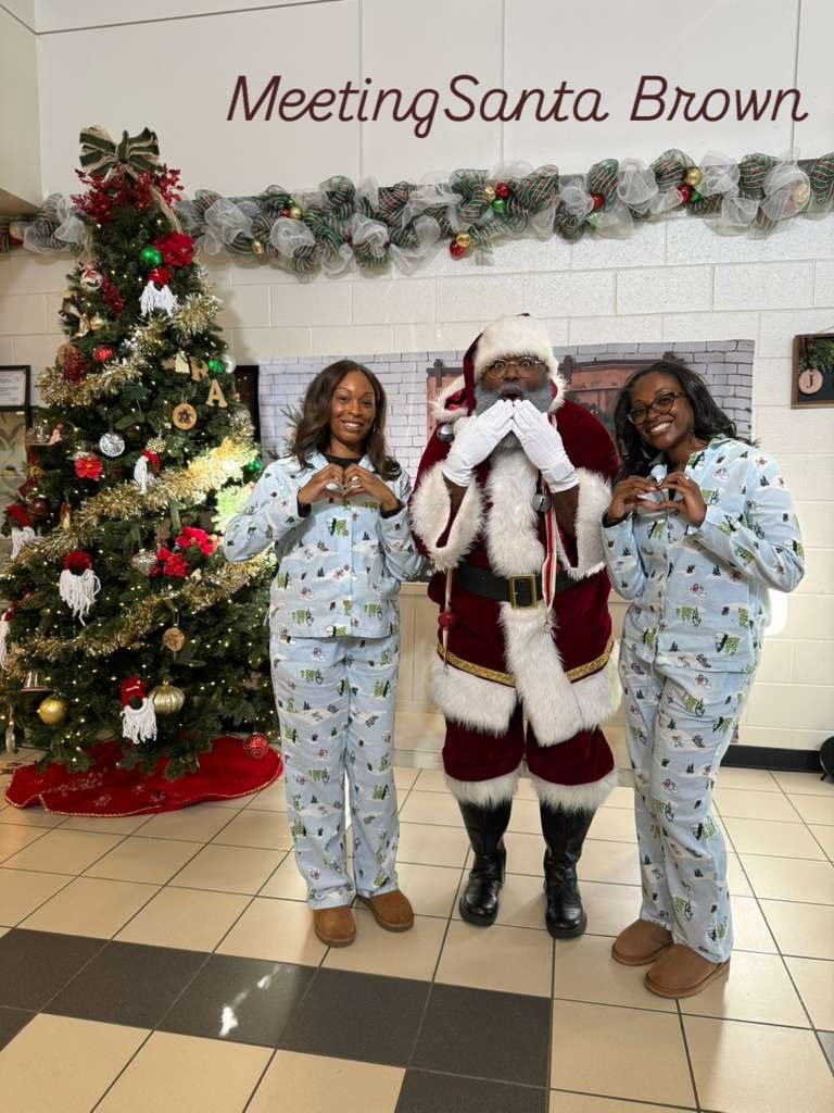 We did a Pajamas Holiday Expo this past weekend to sell our candles. It was super fun to meet everyone. If you missed the chance to buy our candles in person, there&rsquo;s still time to get these luxurious candles before Christmas. Check out our inv