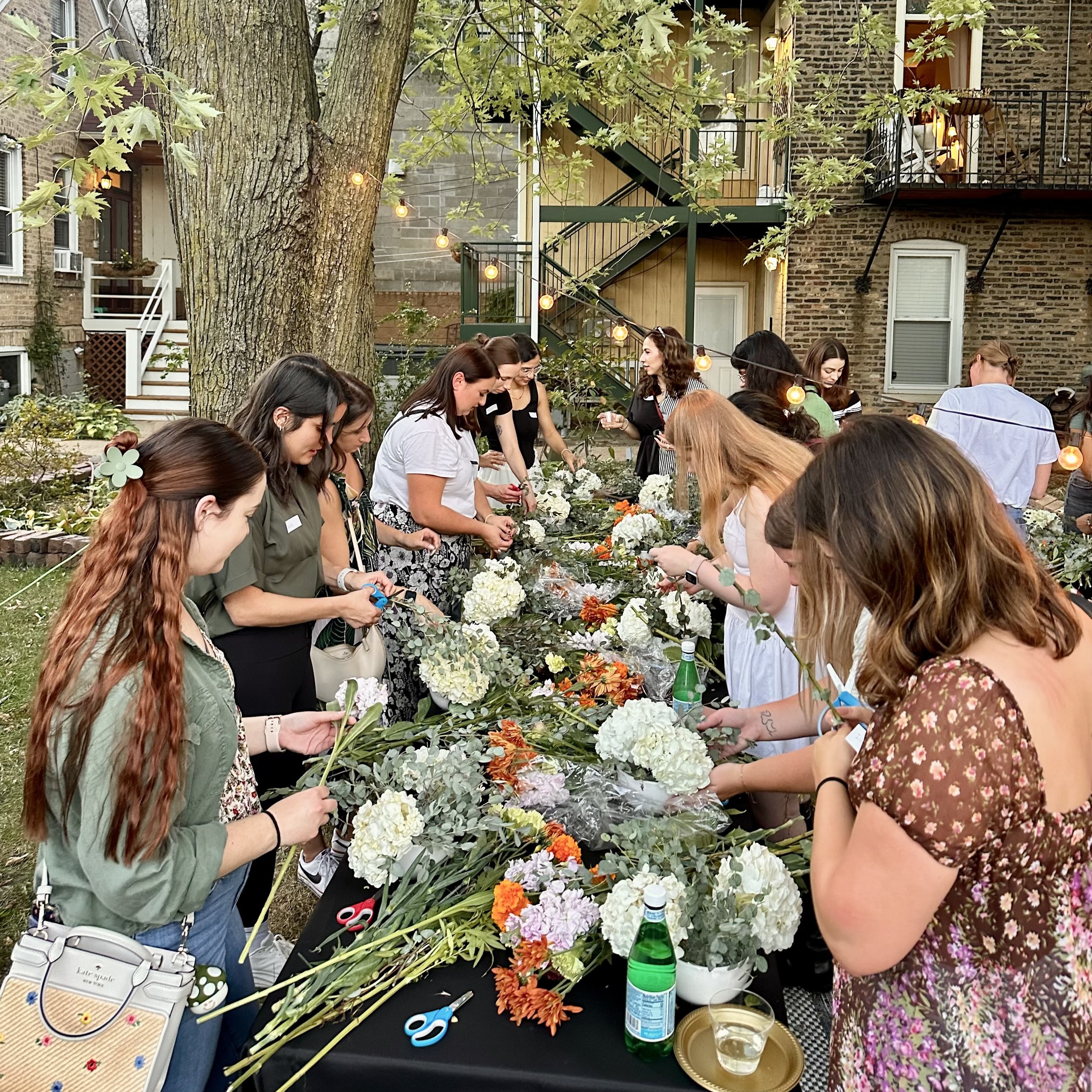 Blooms & Bubbles Social 💐🥂 (21+)