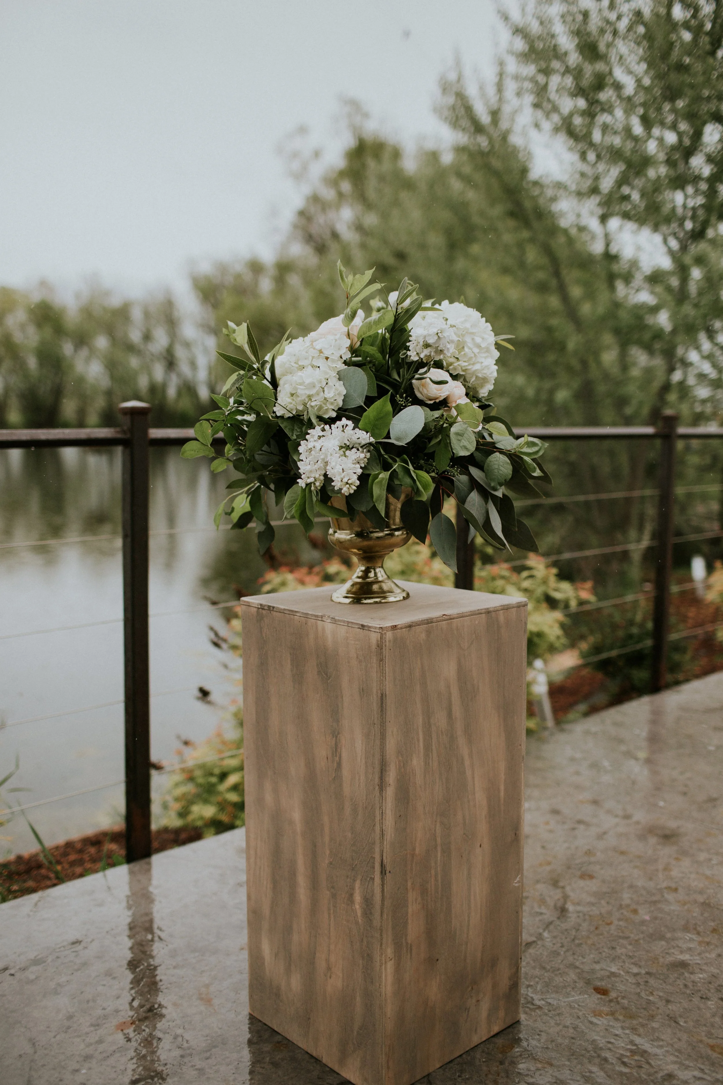 Willow Pedestal: 2 available, $40 each per day
