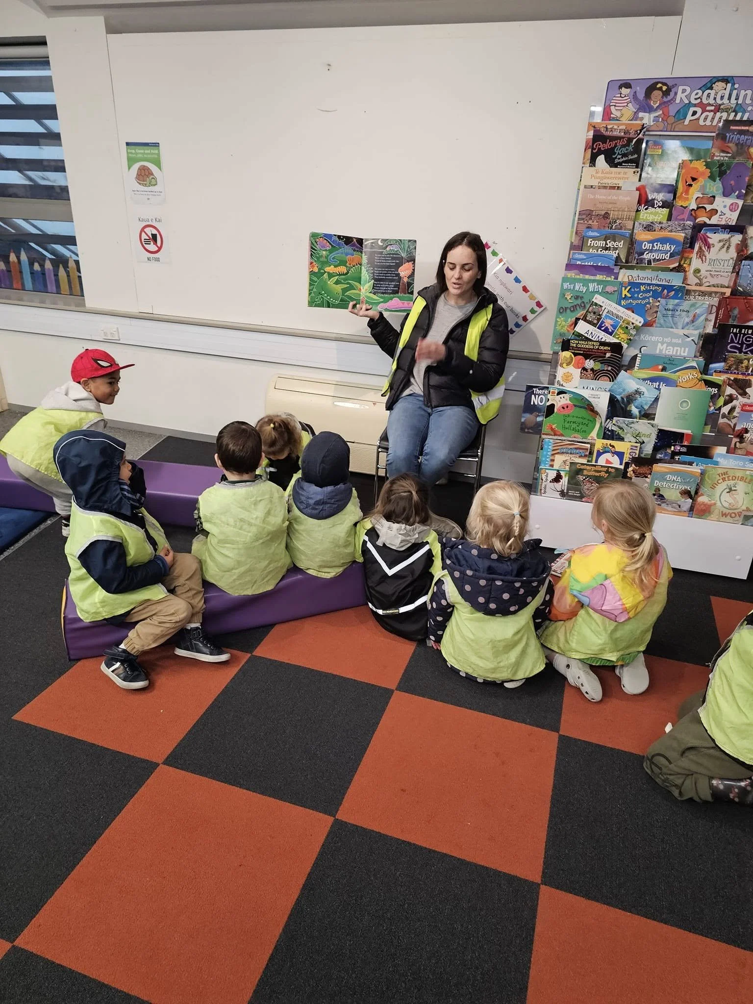 Bridge Street Kindergarten visits the Nelson Provincial Museum