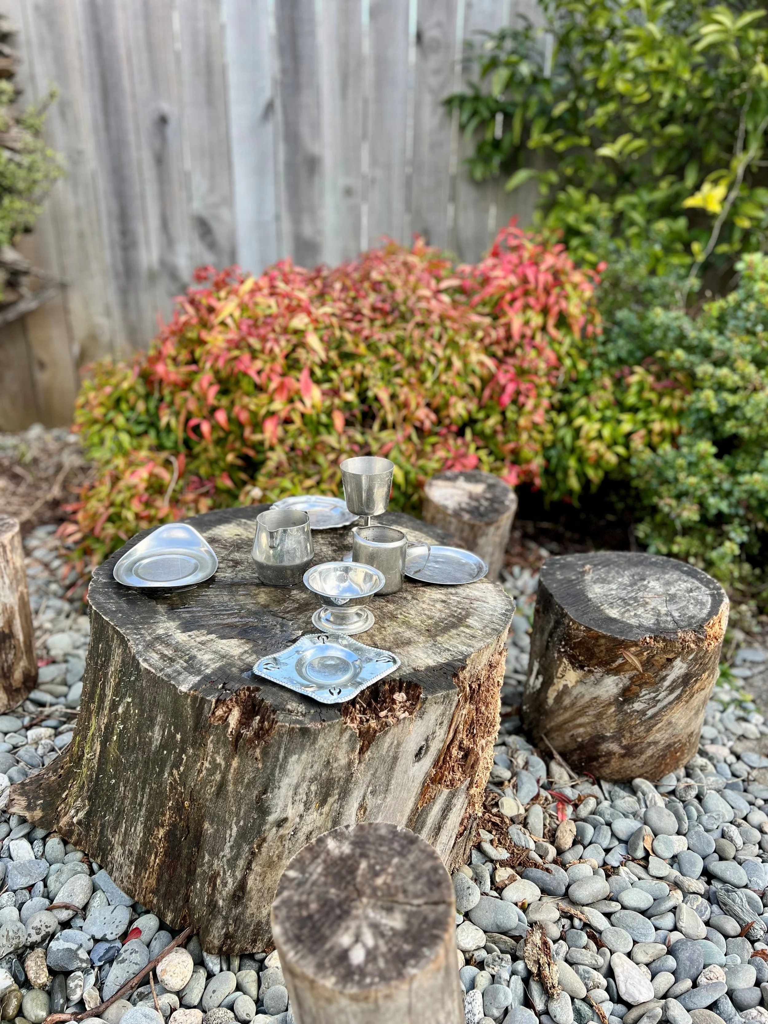 Murchison_Outdoor3.jpg