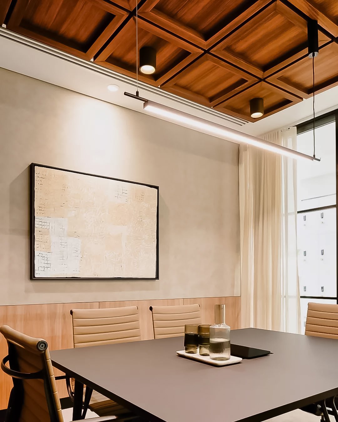 Another look from a different perspective - a double take on @instyle_au &rsquo;s COFFERED ceiling tile using TIMBRE print to give it an earthy organic look + feel. No shortage of possibilities with this frame design &amp; print! Wrapping up this wee