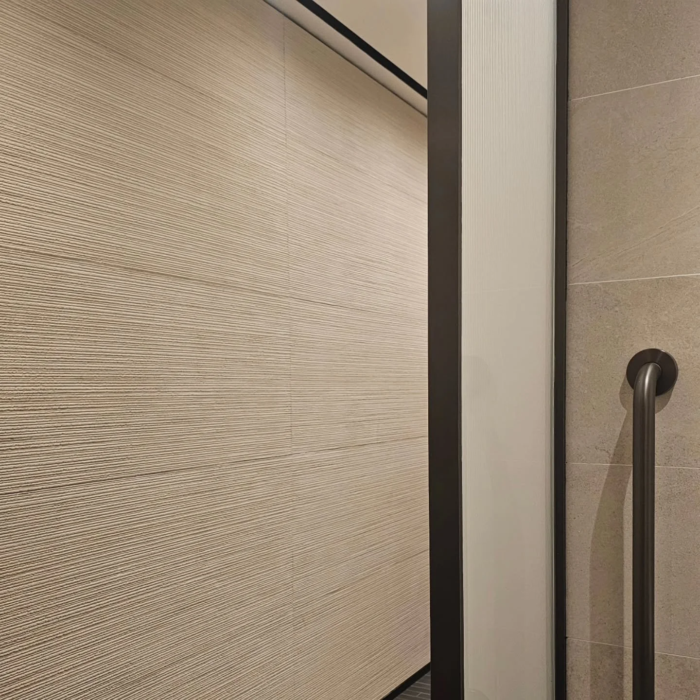Throwback to our involvement in Two Taikoo Place where @stonini_panels ' Ruhlmann was used in many floors' bathroom walls to stunning effect.  We're biased, but we think they're the most beautiful bathrooms in Hong Kong.  Back when we were in the til
