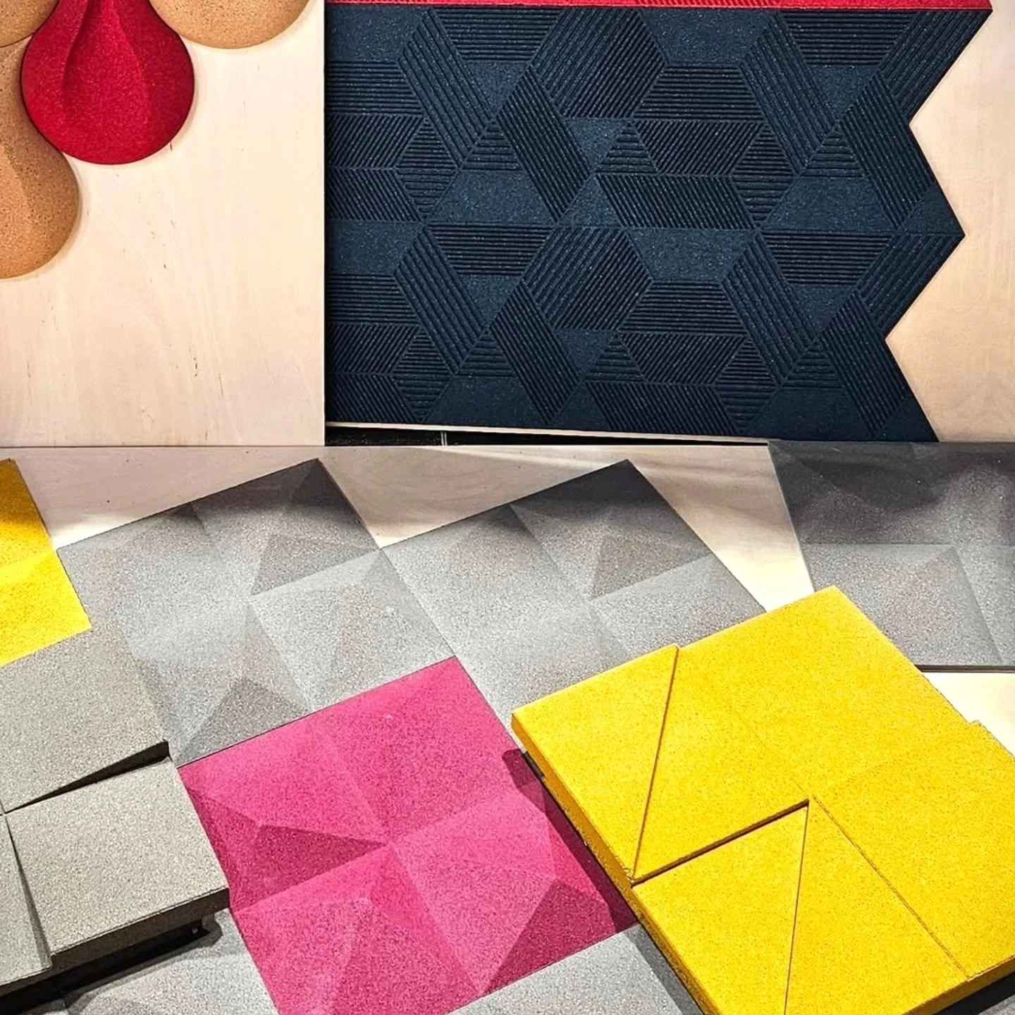 Happy Monday!  Muratto delivers Natural &amp; sustainable finishes with a great diversity.  Clockwise from the dramatic profile of DROP to subtle lines of GEOMETRIC, onwards to the ALL TIME No.1 - PEAK &amp; The Shiny NEW EDGE.  17 colourways for YOU