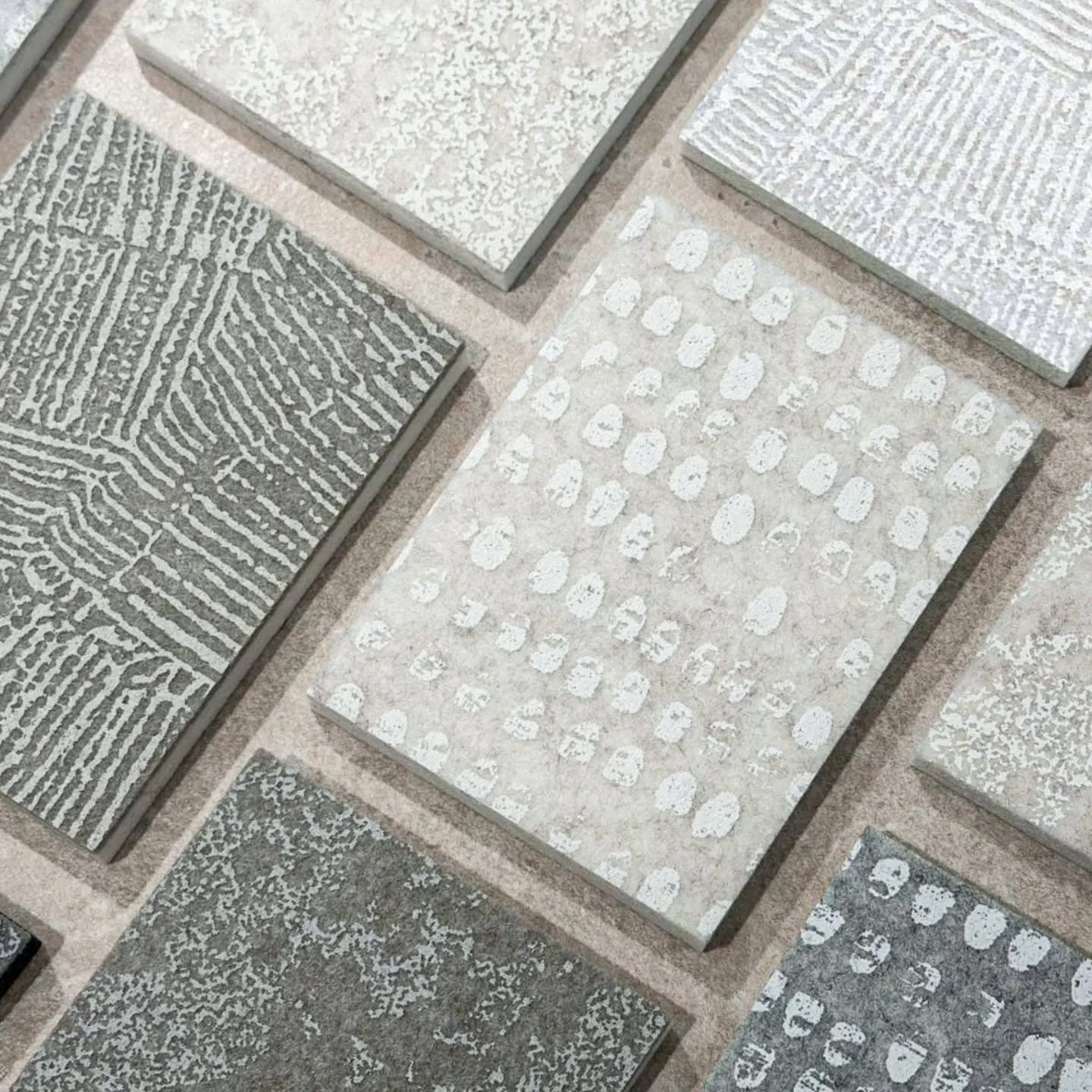 Welcome to another week!  Our recent examination of @instyle_au Ecoustic Print BAAYI drew us back to sibling print - DANGAAY &amp; the earlier print RAW.
All 3 blend natural elements &amp; movement &amp; can form a mainstay of a compelling workplace 